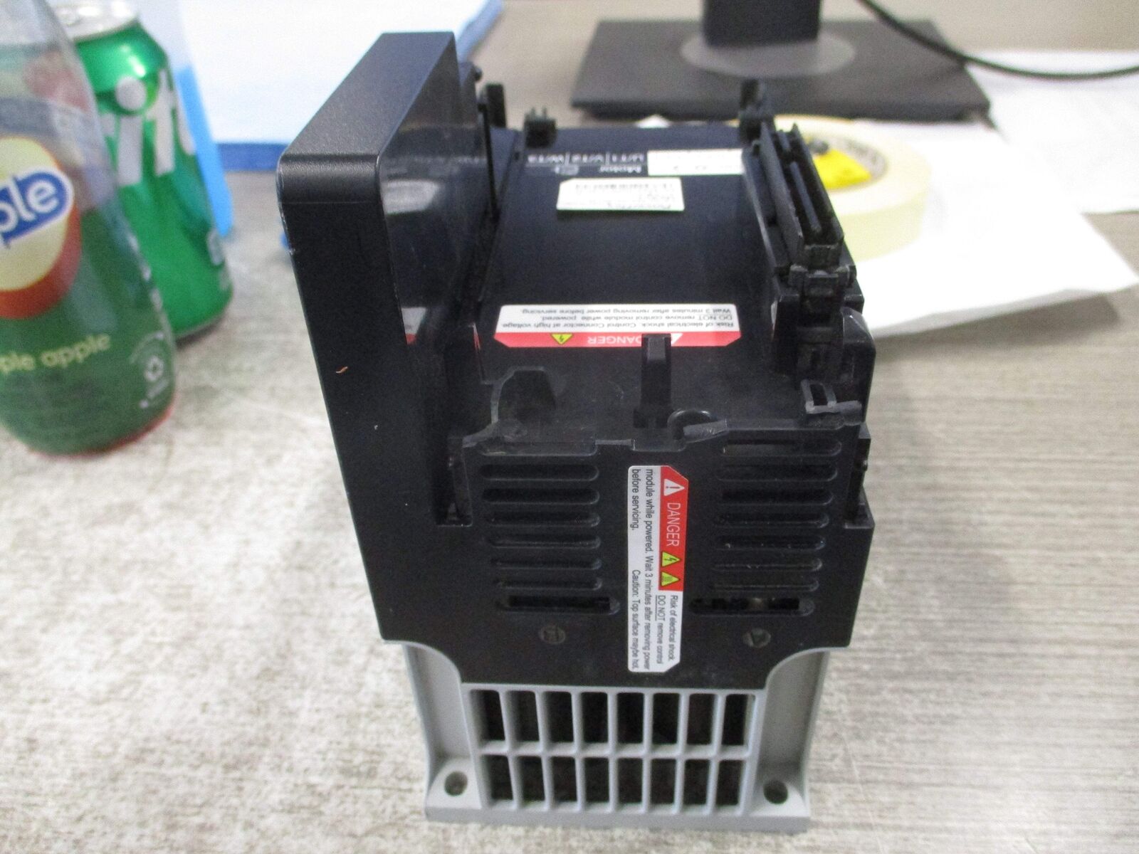 Allen-Bradley PowerFlex 523 AC Drive 25A-D010N104 5HP 3Ph Input: 380-480V / 47-6
