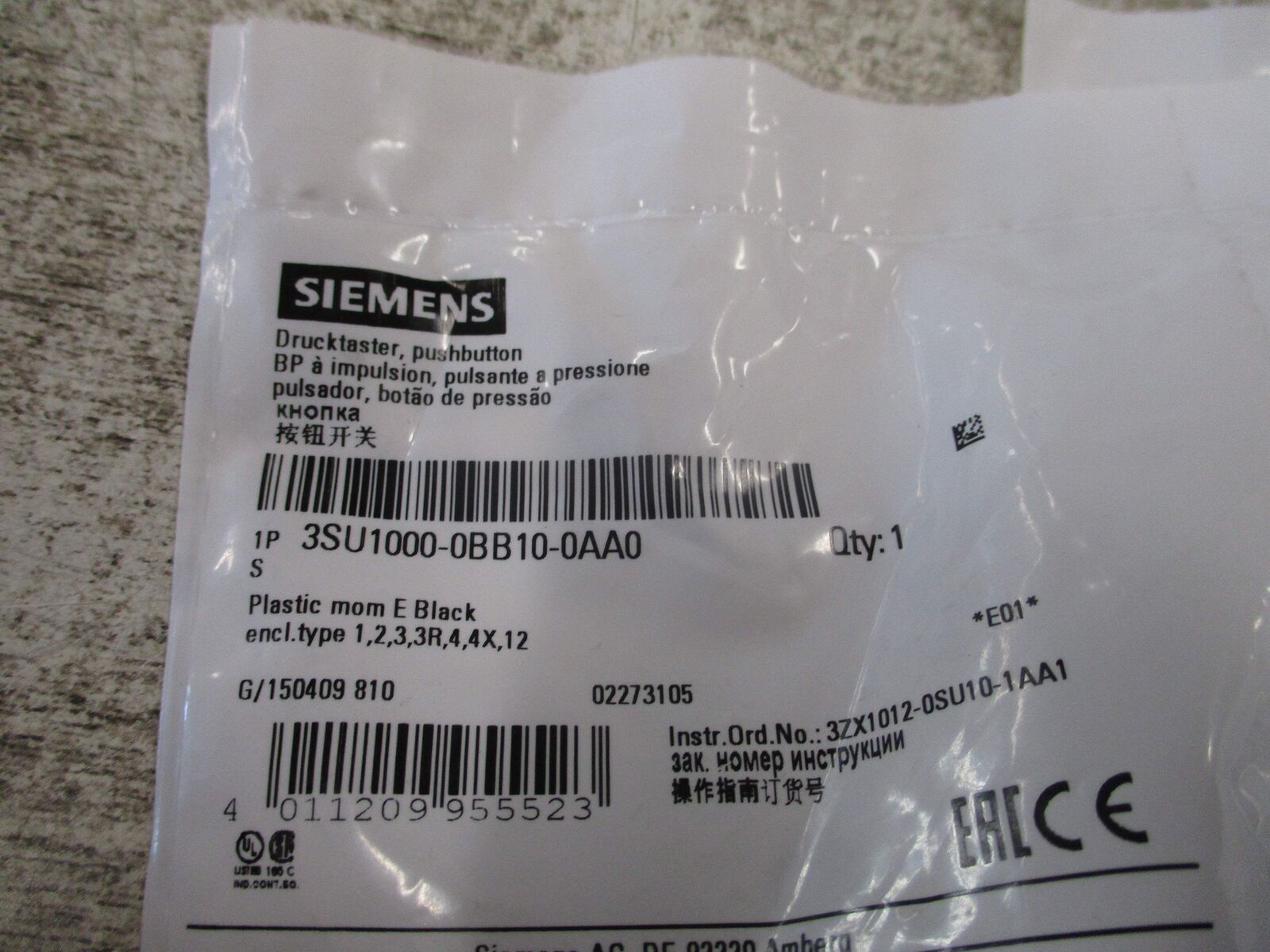 Siemens Push Button 3SU1000-0BB10-0AA0 Type 3R,4X,12 Enclosure * Lot of 4 * New