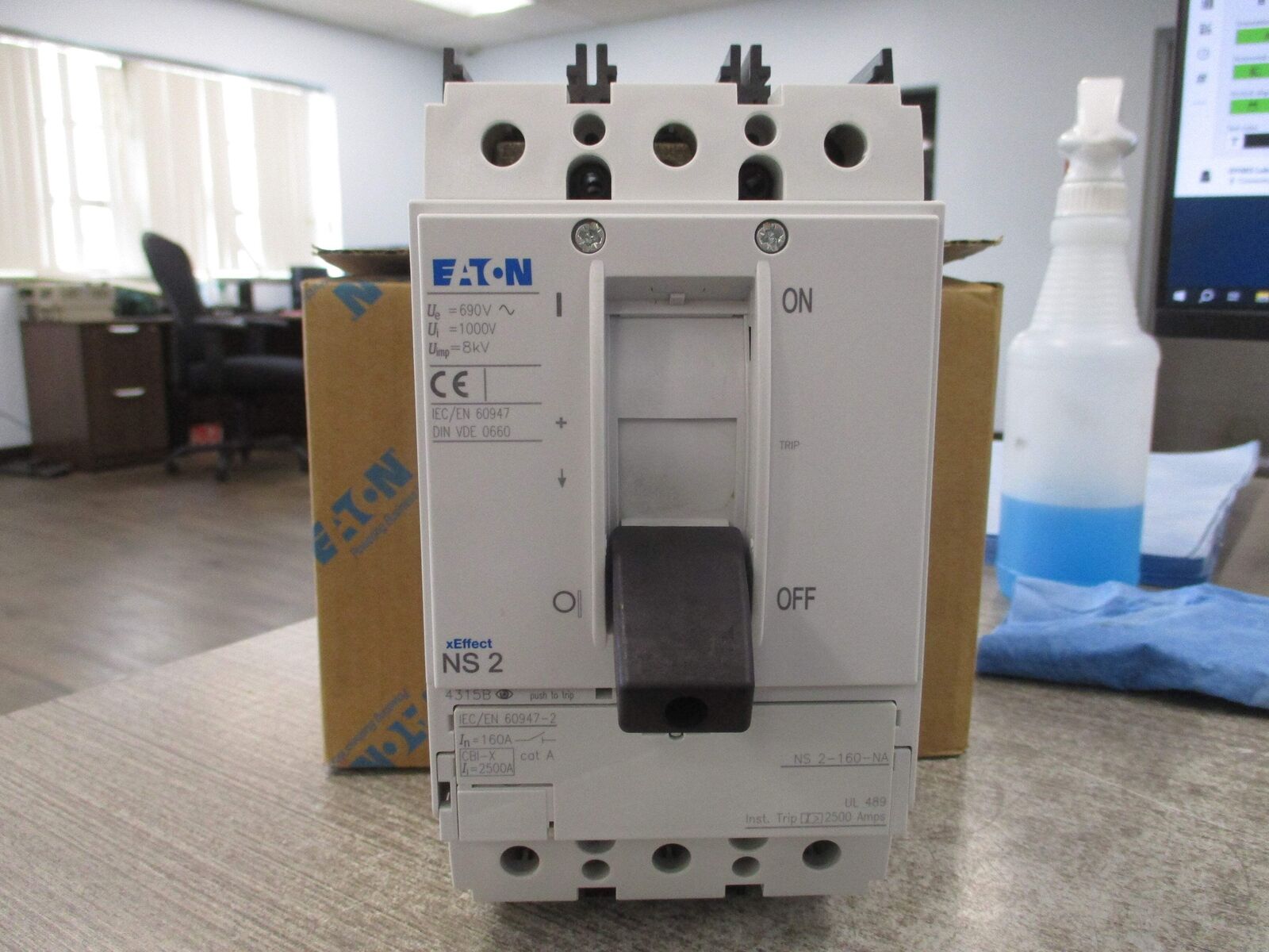 Eaton Moeller Series Circuit Breaker NS2-160-NA 160A 3P New Surplus