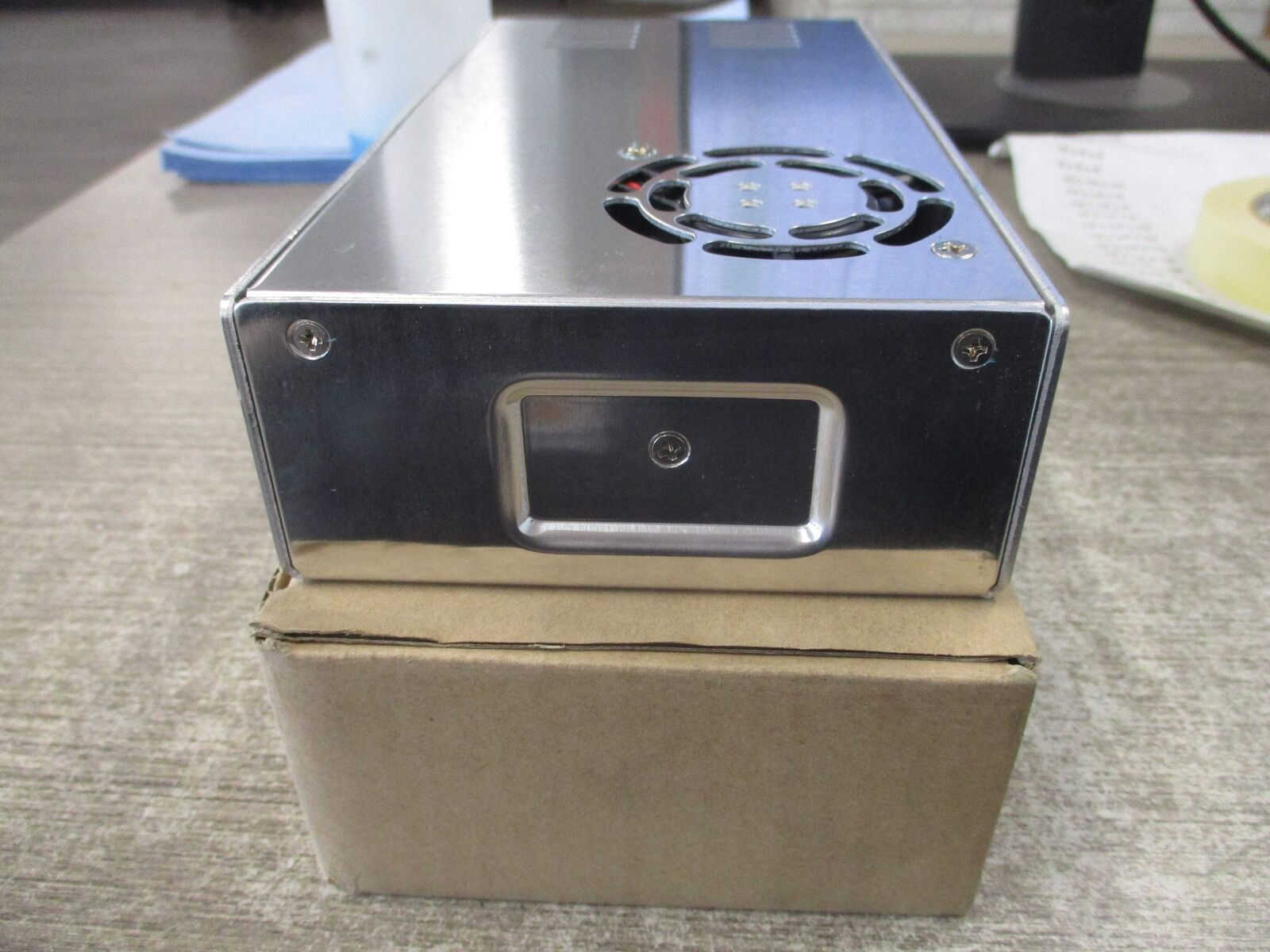 Mean Well Switching Power Supply SP-320-12 Input: 100-240VAC / 5A / 50/60Hz Outp