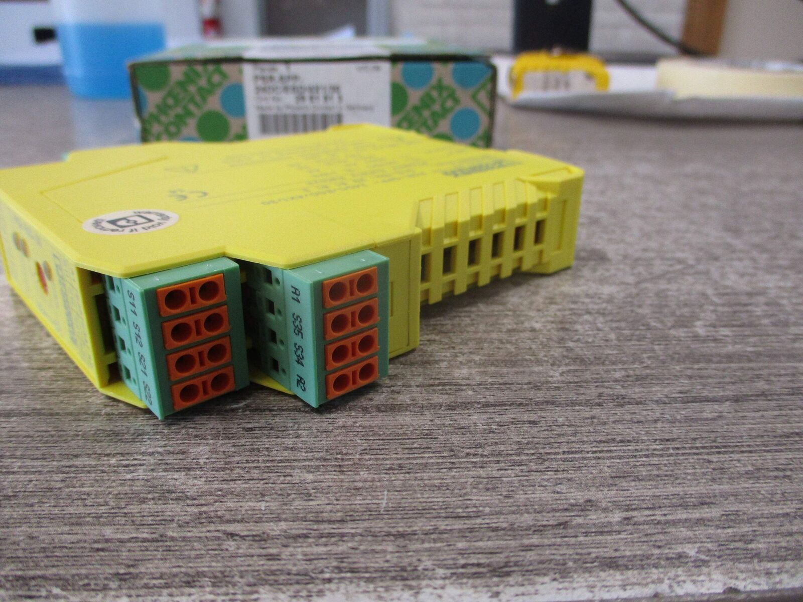 Phoenix Contact Safety Relay 2981813 PSR-SPP-24DC/ESD/4X1/30 HW: 09 FW: 1500 New