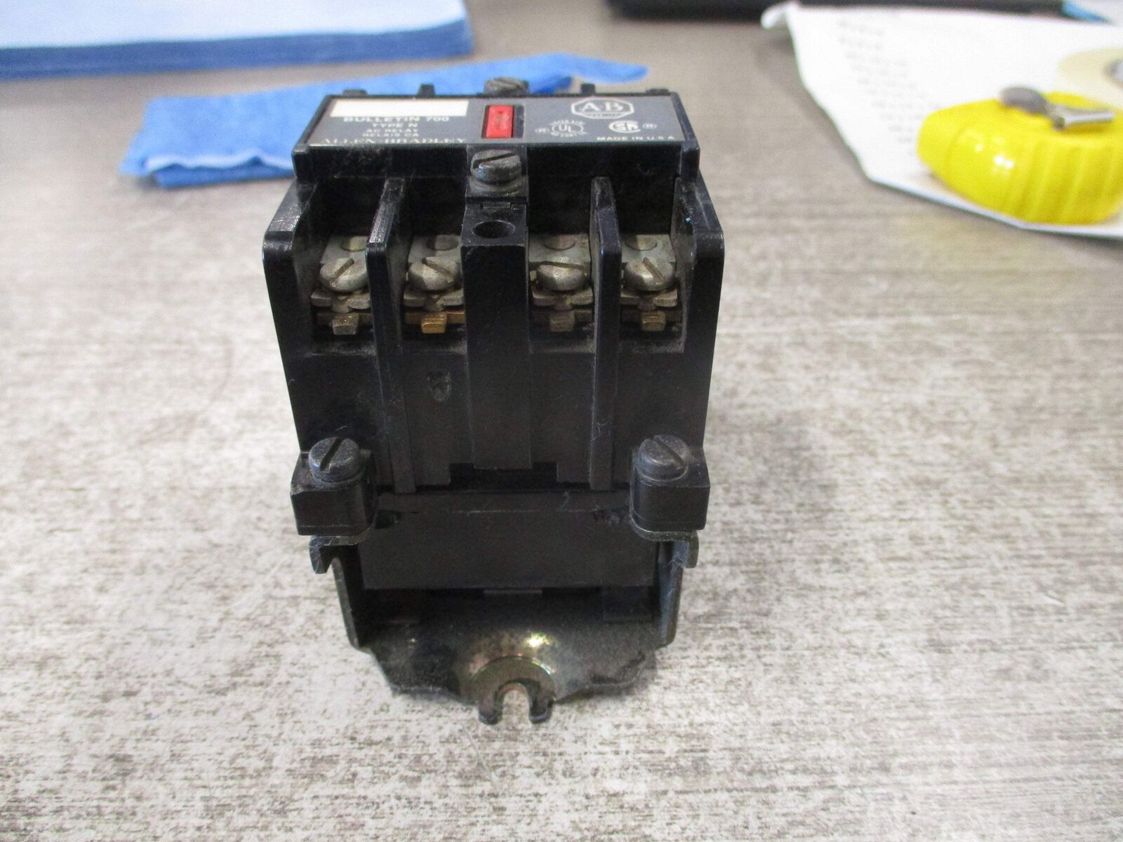 Allen-Bradley Type N Relay 700-N400A1 Ser. C 120V Coil Used
