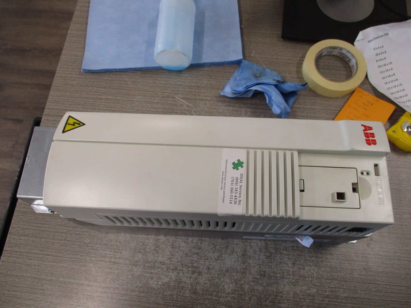 ABB ACH401 AC Drive ACH401601132 15HP 3Ph Input: 3PH / 380-480V / 21.5A/A / 48-6