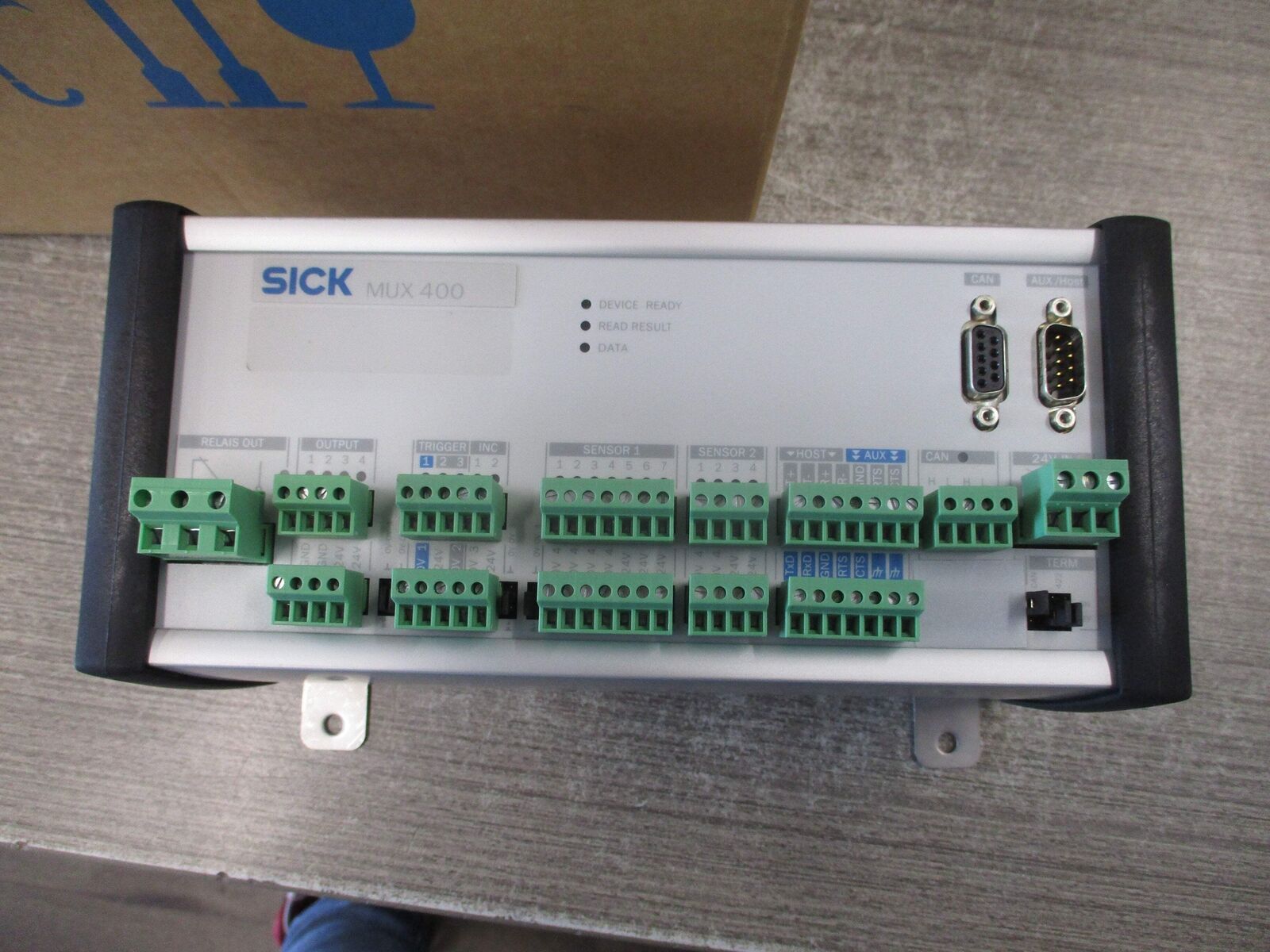 Sick MUX400-0000 Scanner Barcode Multiplexer 1 026 219 SW: V1.00 New Surplus