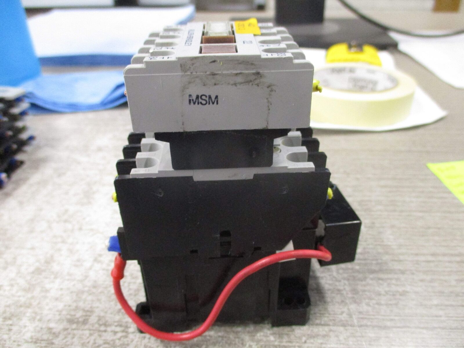 Allen-Bradley Contactor 100-A09ND3 120V Coil 9A 600V W/Aux Contact Block Used