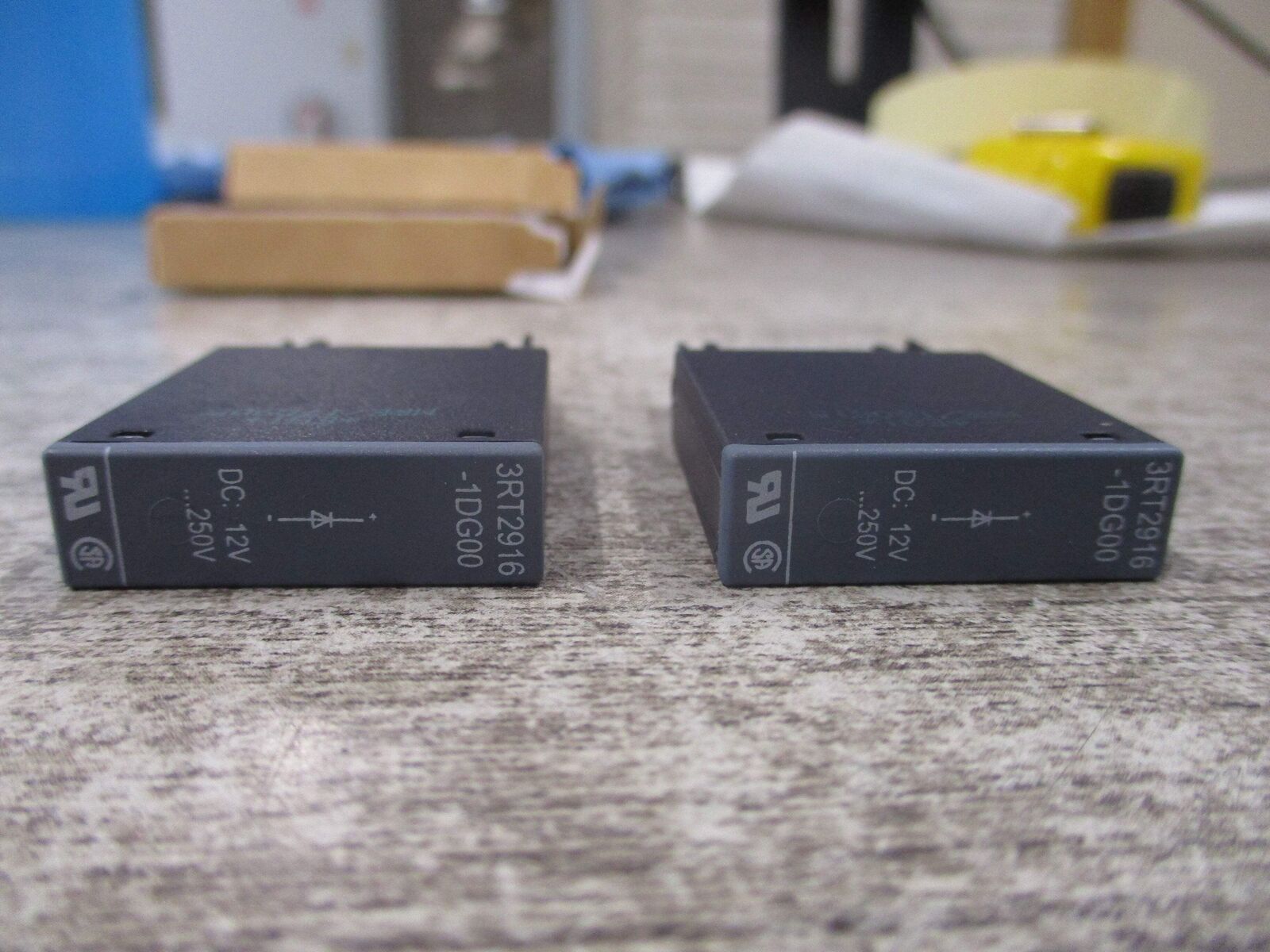 Siemens Surge Suppressor 3RT2916-1DG00 12-250VDC * Lot of 2 * New Surplus