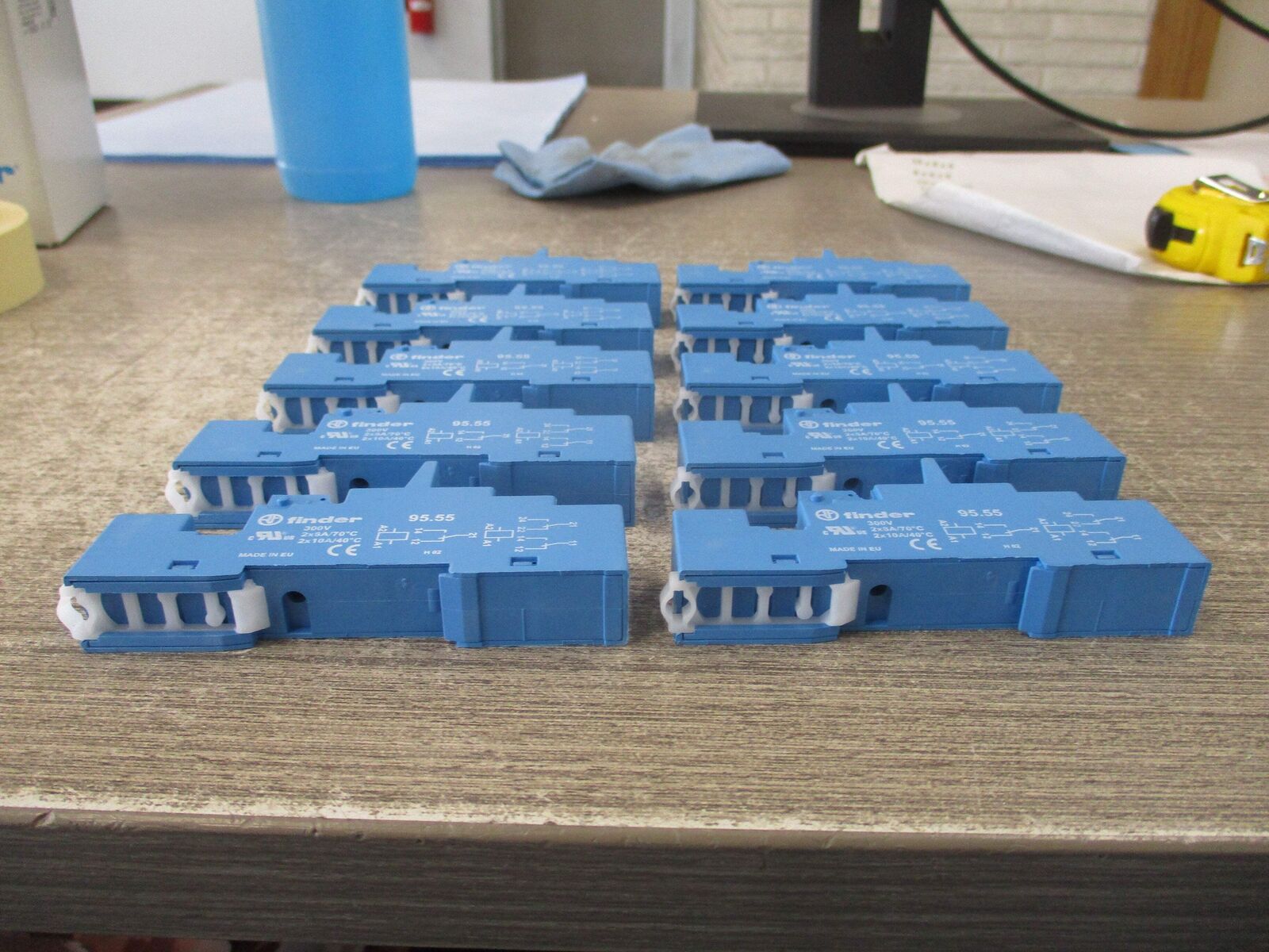 Finder Screwless Terminal Socket 95.55.SPA * Box of 10 * New Surplus