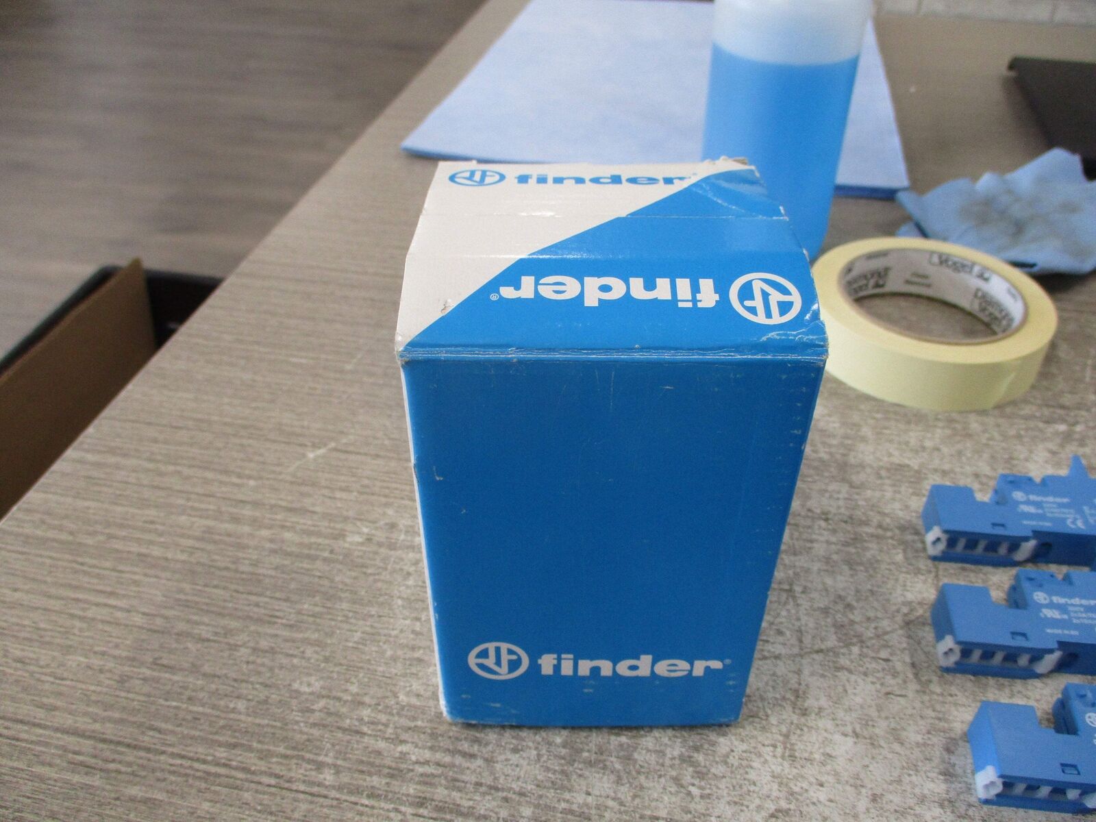 Finder Screwless Terminal Socket 95.55.SPA * Box of 10 * New Surplus