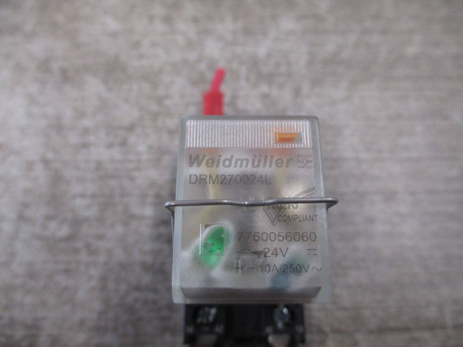 Weidmuller DRM270024L Relay 7760056060 24VDC Coil W/Base Used
