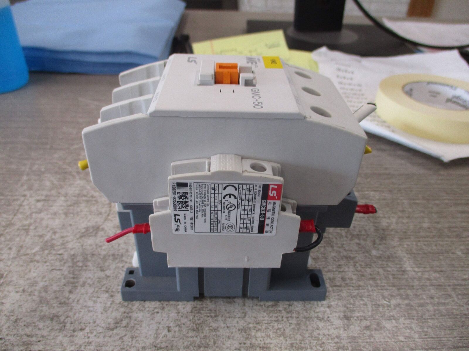 MEC Contactor GMC-50 220V Coil w/ Aux Contact * Broken Mount * Used