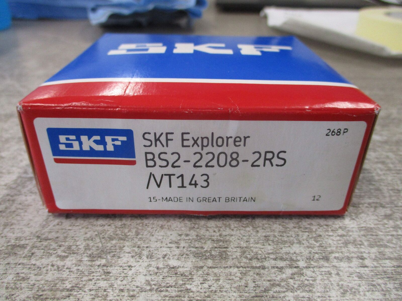 SKF Explorer Bearing BS2-2208-2RS/VT143 New Surplus