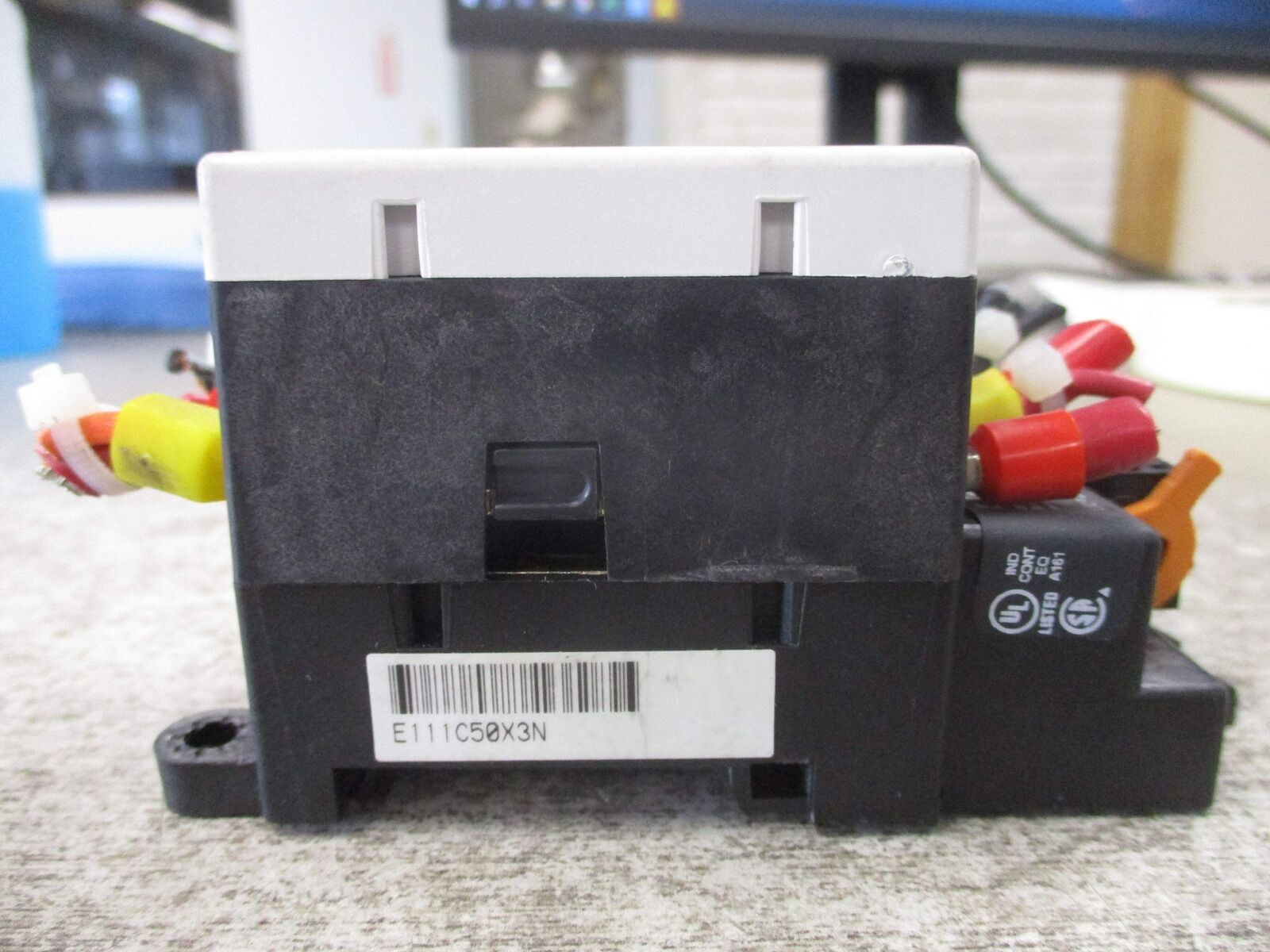 Eaton Contactor E04NC50X3N 24VDC Coil 50A Used