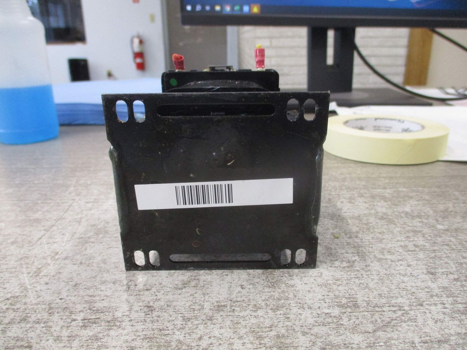 Square D Transformer 9070T200D1 0.2KVA * Missing (2) Terminal Screws * used.