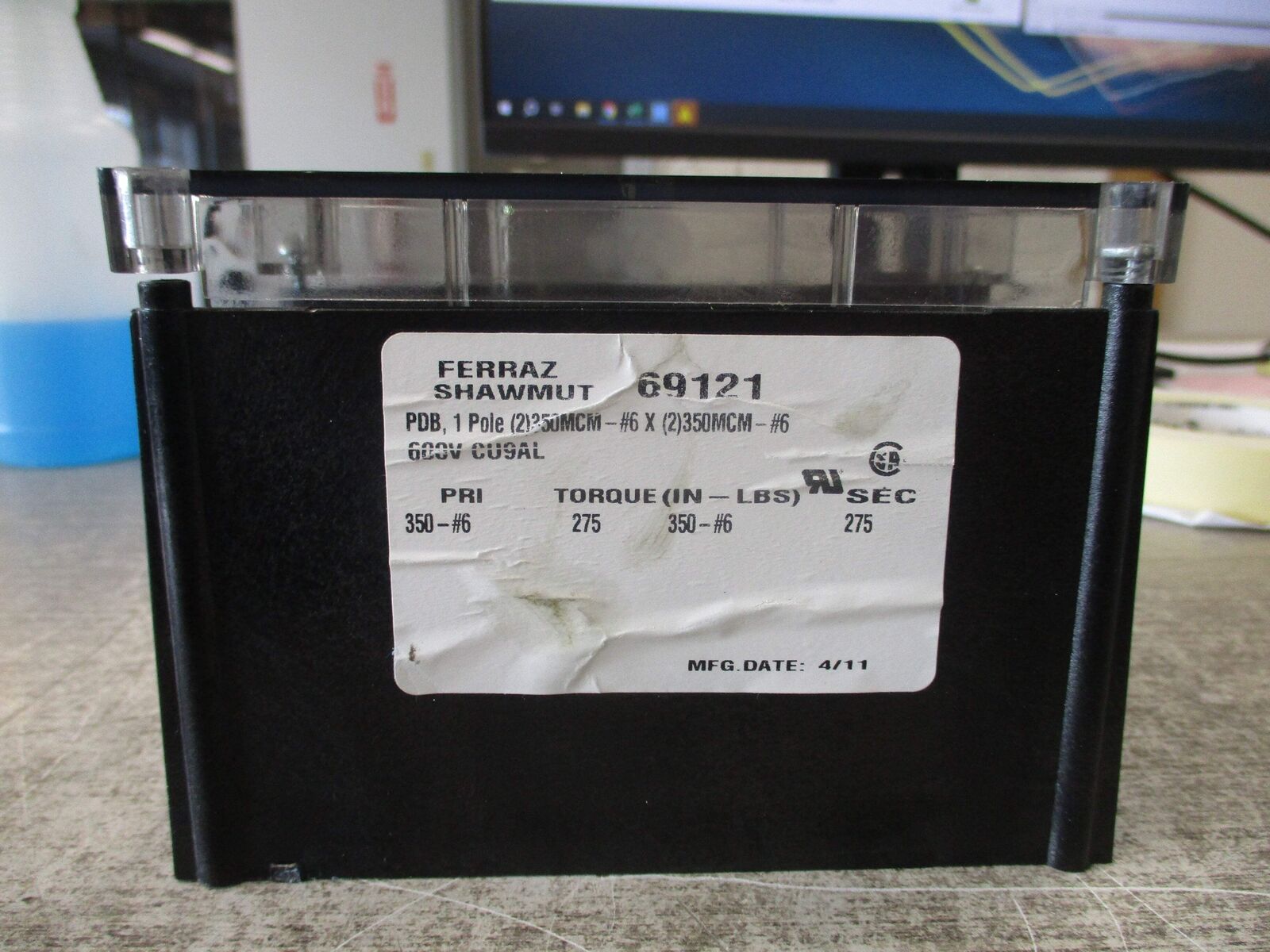 Ferraz Shawmut Power Distribution Block 69121 620A 600V 1P Line: 350- #6 Load: 3