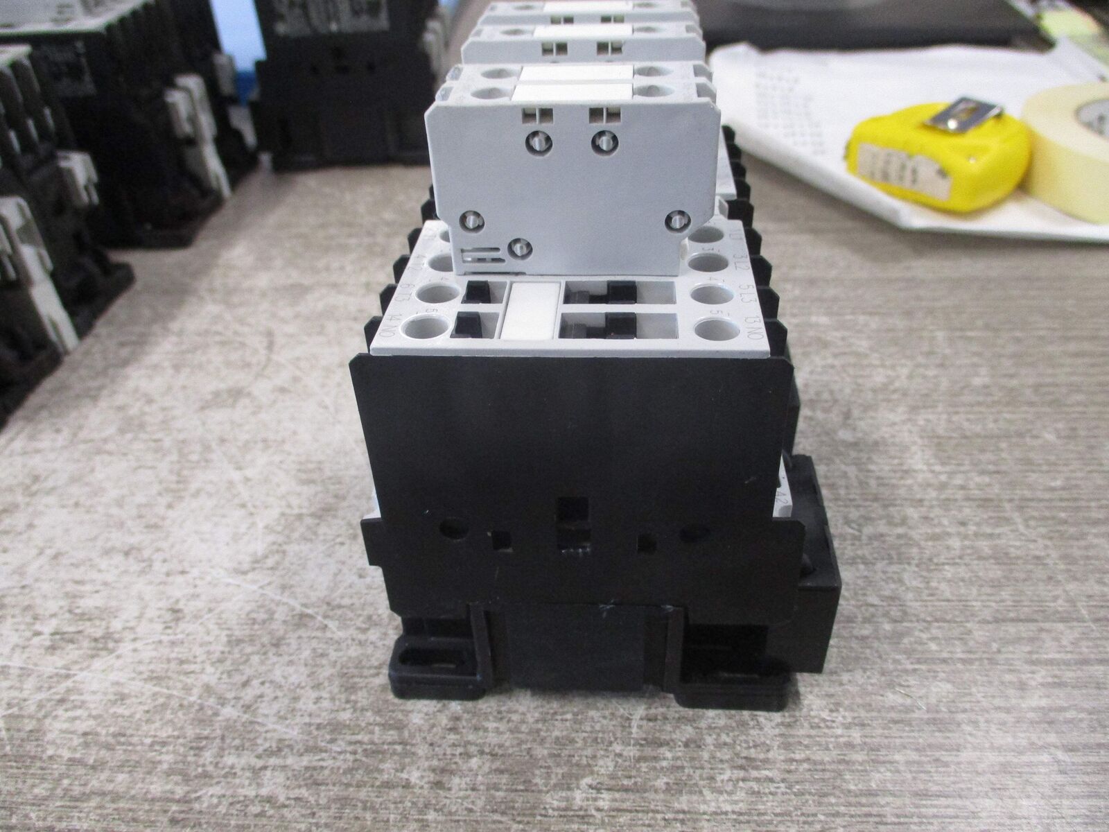 GE Reversing Contactor CL00A310T 120V Coil 25A 600V (4) Aux Contacts Used