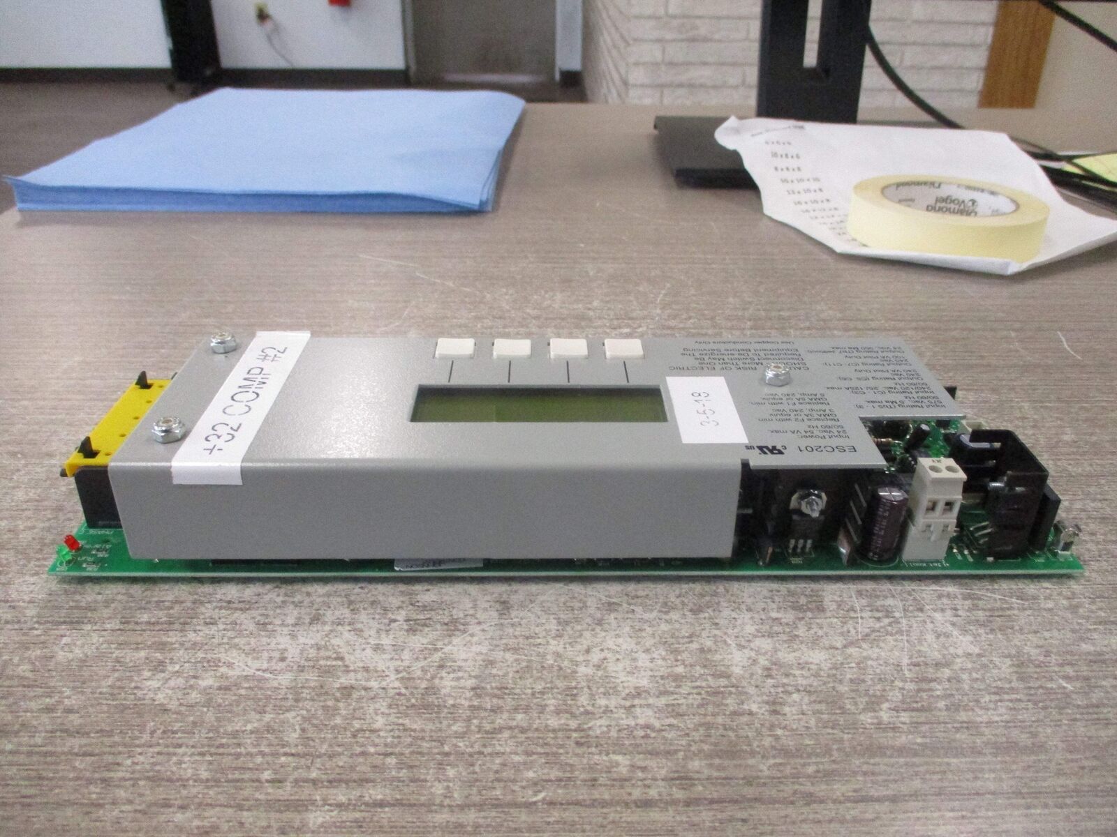 Bitzer Compressor Control Module ESC201 * Missing Jumper * Used
