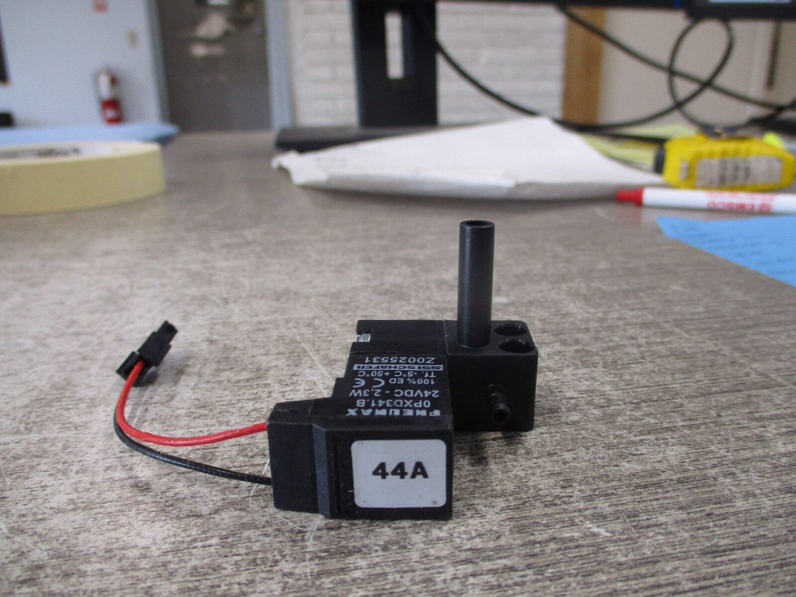 Pneumax Solenoid Valve OPXD341.B 24VDC * No Box * New Surplus