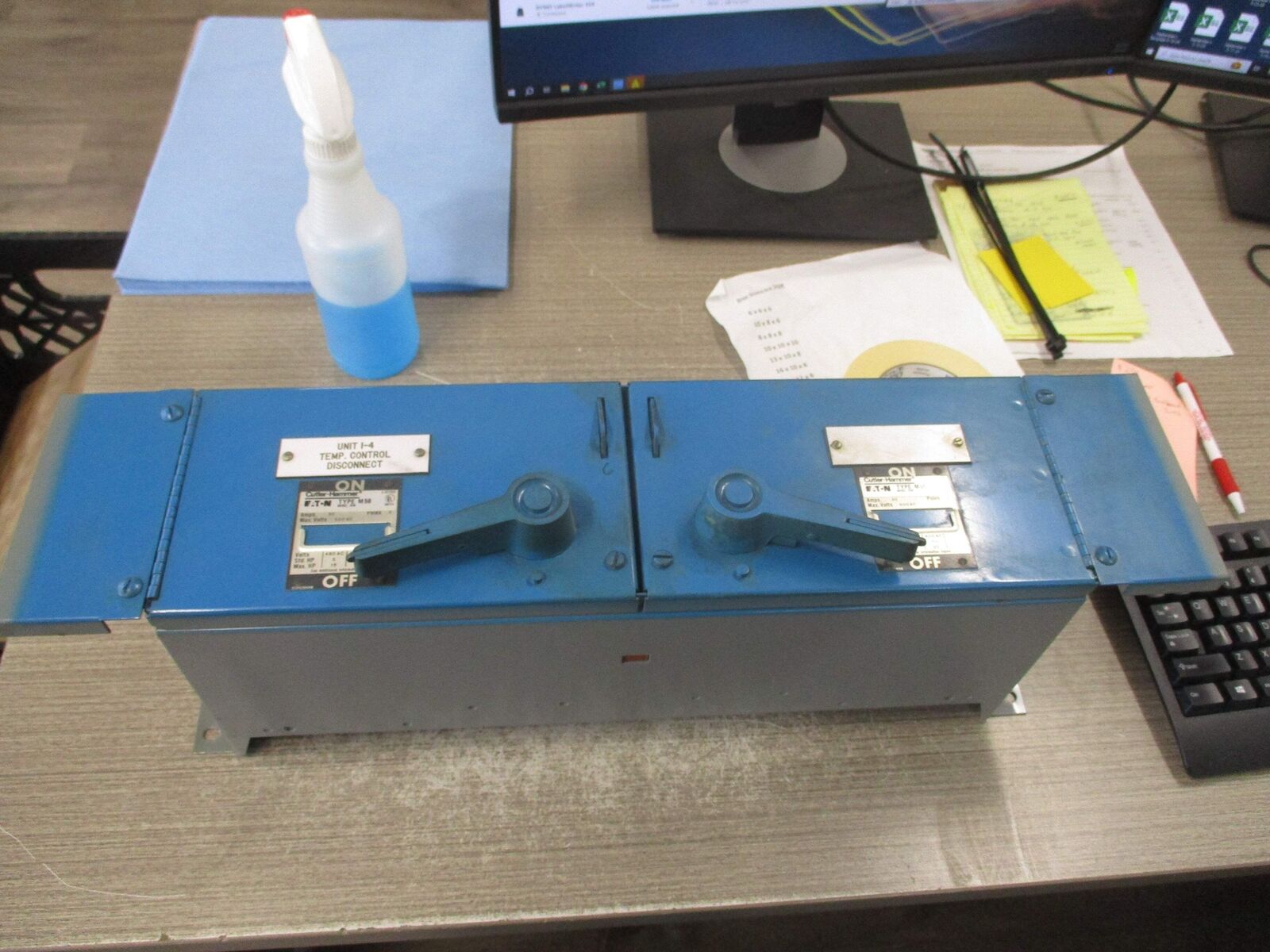 Cutler-Hammer Type M50 Dual Panel Board Switch FDPT3611R 30A 600V 3P W/Mounting