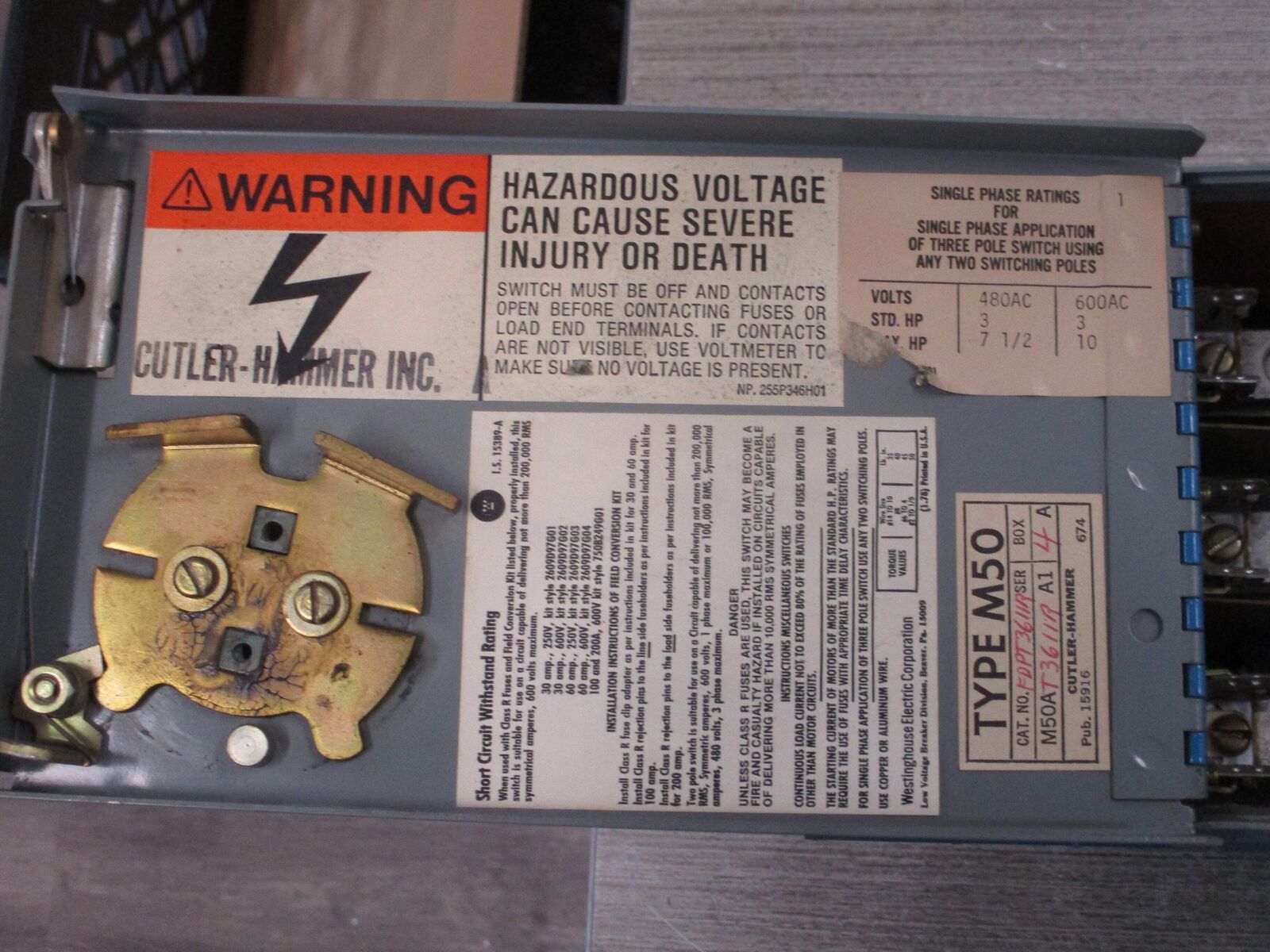 Cutler-Hammer Type M50 Dual Panel Board Switch FDPT3611R 30A 600V 3P W/Mounting