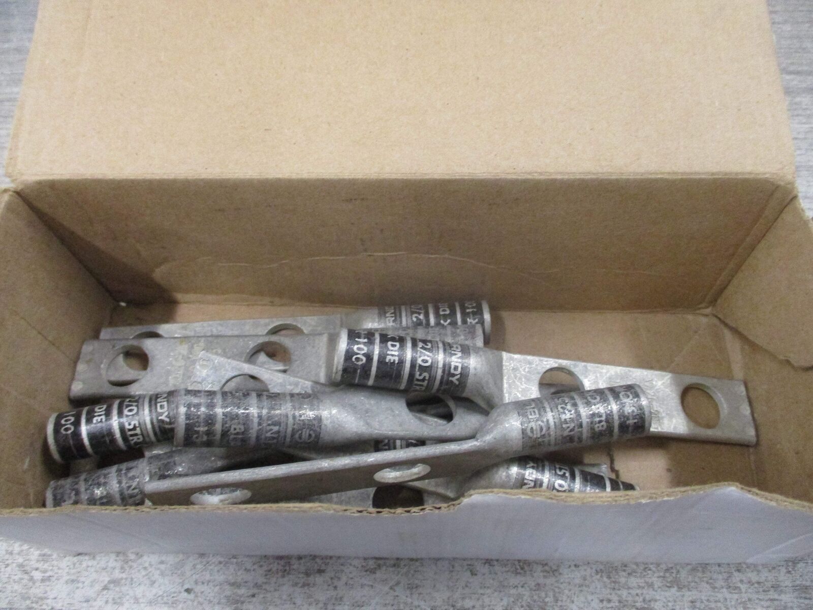 Burndy Hylug Crimp Lug YA262N 2-Hole 2/0 * Box of 10 * New Surplus