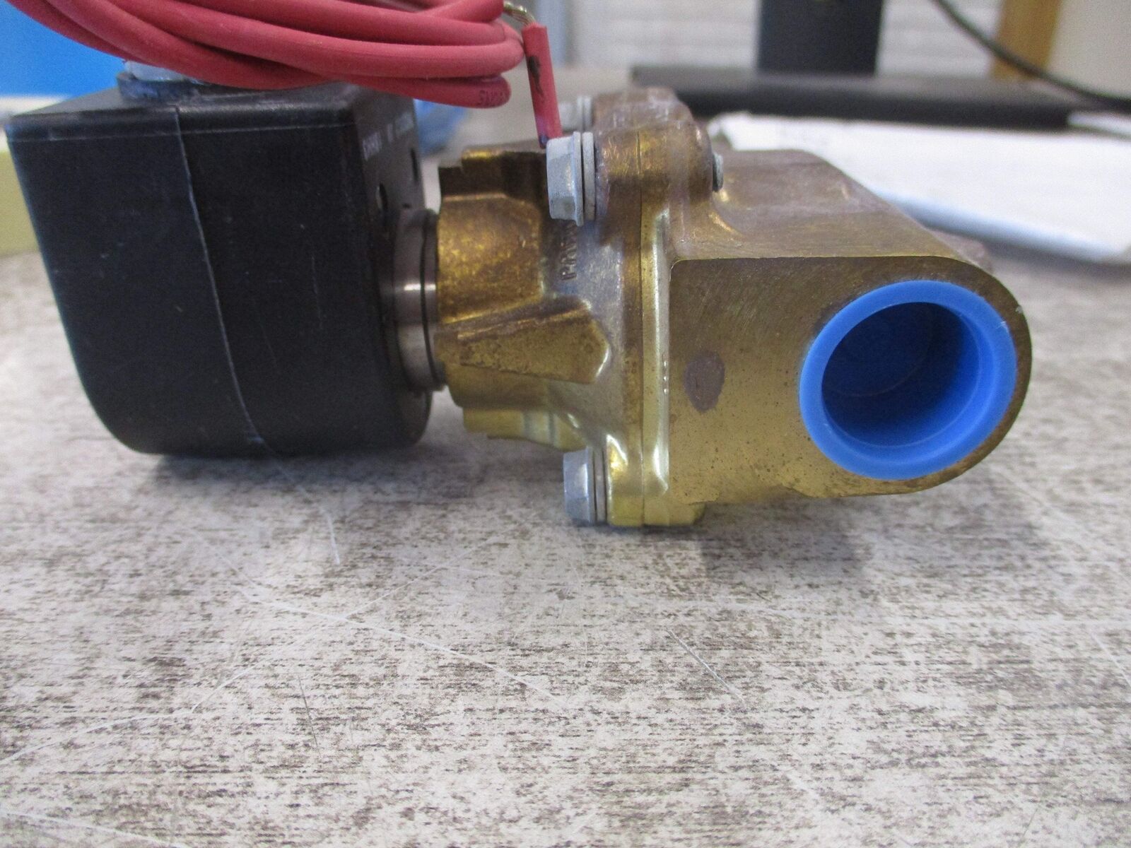 Parker Solenoid Valve 73222BN4TN00N0H222C2 24VDC 10W 5-200PSI * No Box * New Sur