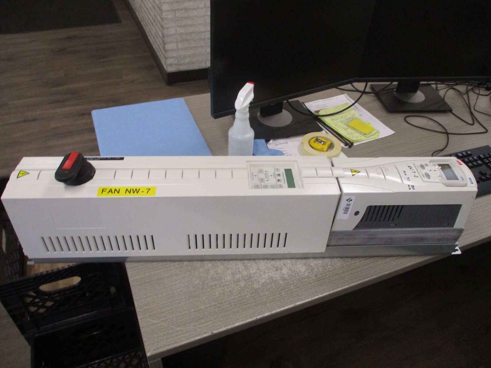 ABB ACH550 AC Drive W/Bypass ACH550-VCR-07A5-2+F267 2HP 3Ph Input: 3PH 48-63Hz 2