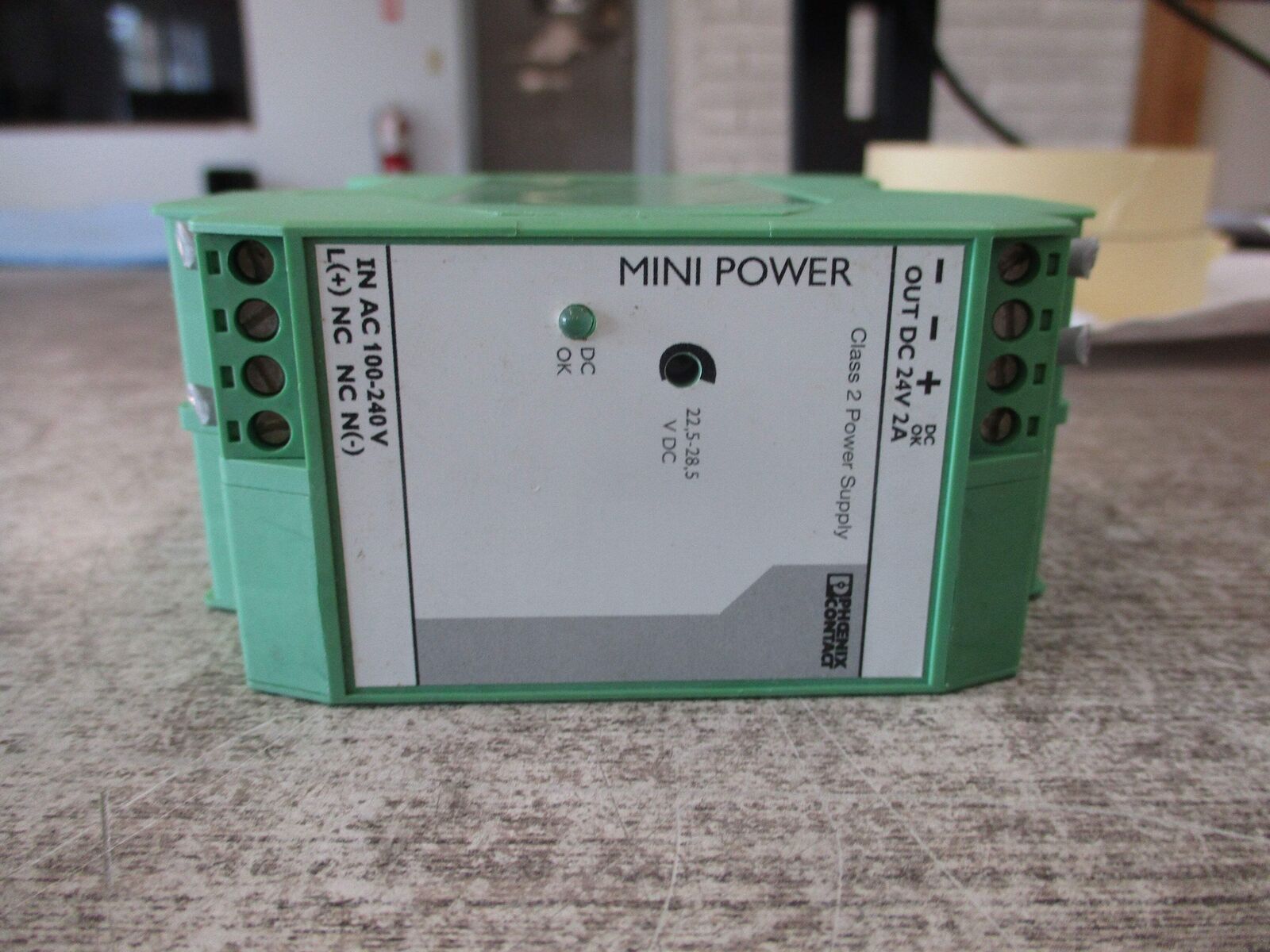 Phoenix Contact Power Supply 2938730 MINI-PS-100-240AC / 24DC / 2 Input: AC: 100