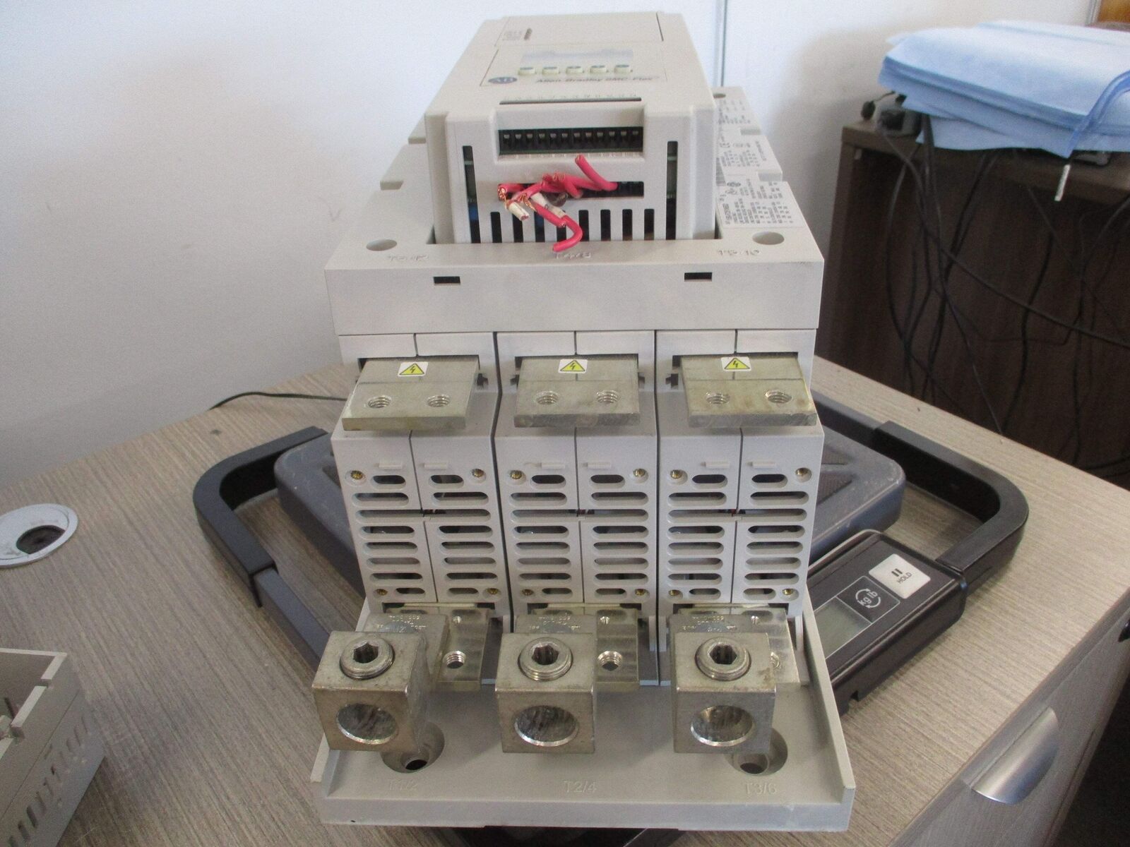 Allen-Bradley SMC-Flex Soft Start 150-F251NBD Ser. B 200HP 200-480V 3Ph Used