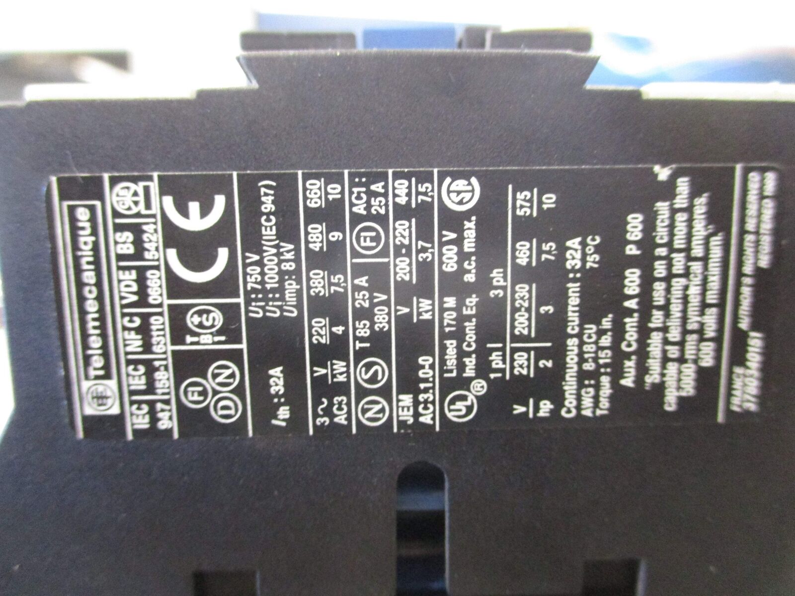 Telemecanique Contactor LC1 D18 10 120V Coil 32A 600V Used