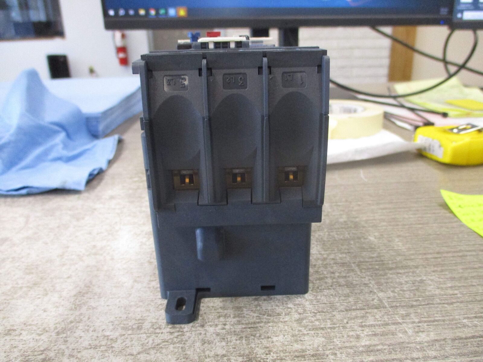 Schneider Electric Solid State Overload LR2D3557 Trip: 37-50A 600V W/DIN-Rail Ad