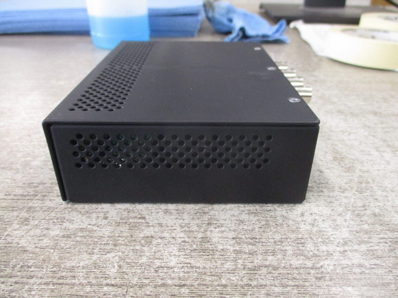 Avigilon Analog Video Encoder ENC-4P-H264 12VDC 24VAC 4-Port Used