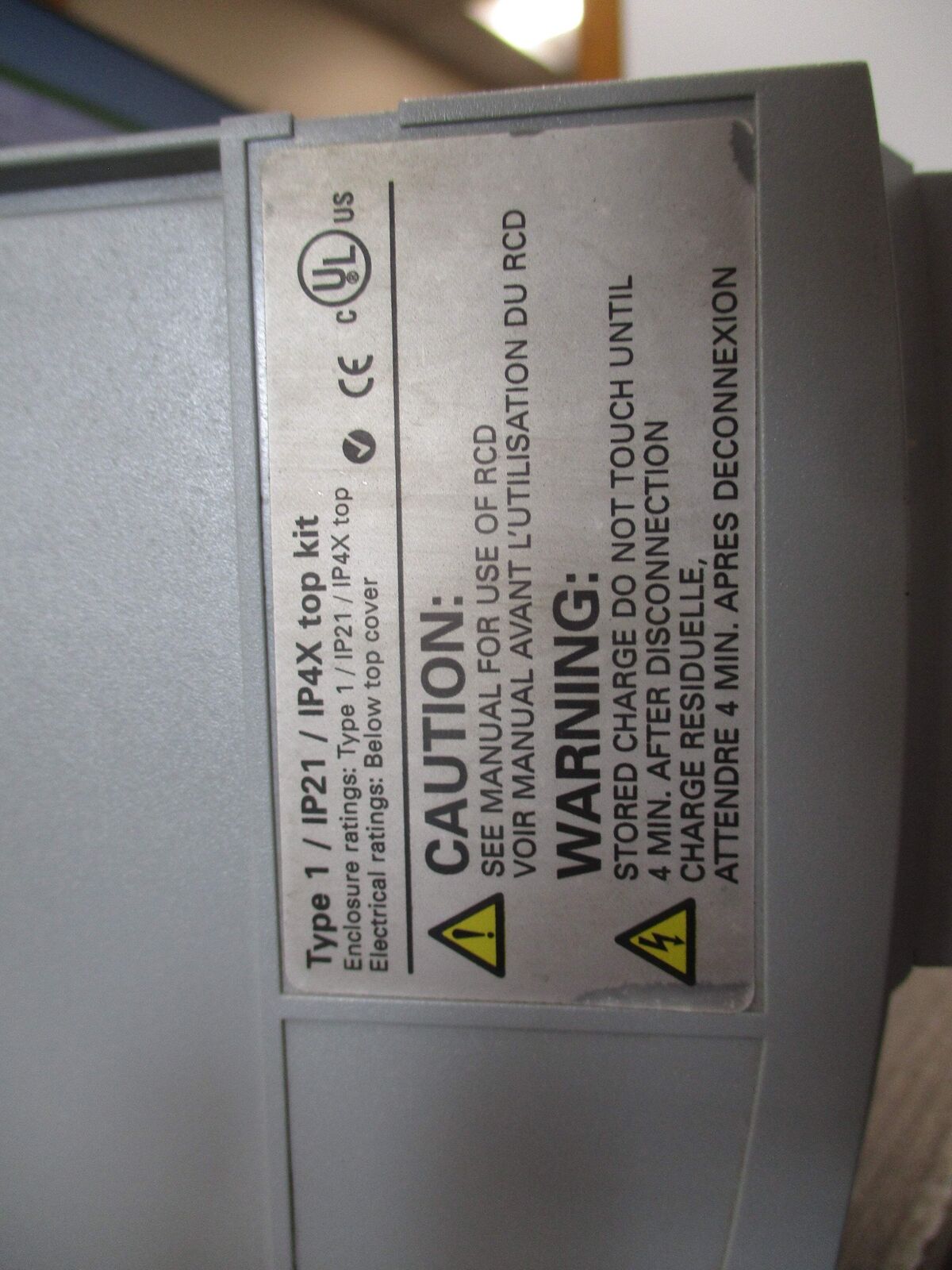 Danfoss VLT AC Drive 131F0700 5HP 3Ph Input: 3X200-240V 50/60Hz 15.0A Output: 3X