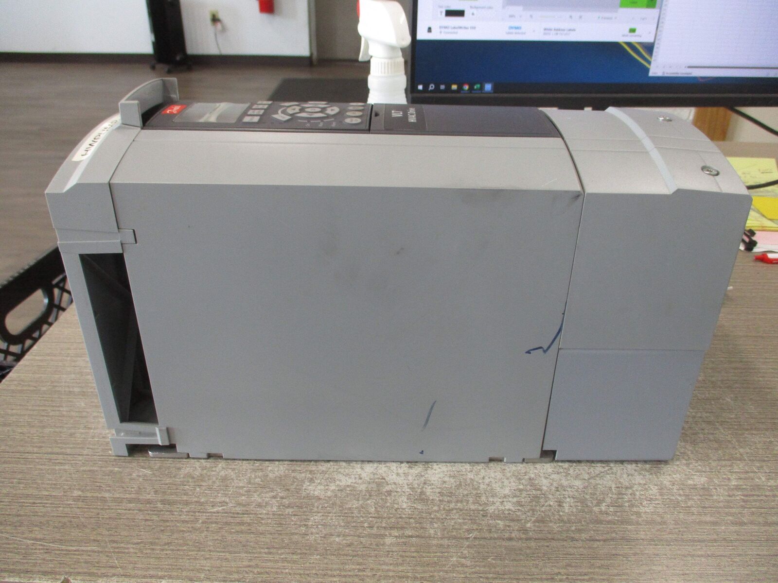 Danfoss VLT AC Drive 131F0700 5HP 3Ph Input: 3X200-240V 50/60Hz 15.0A Output: 3X