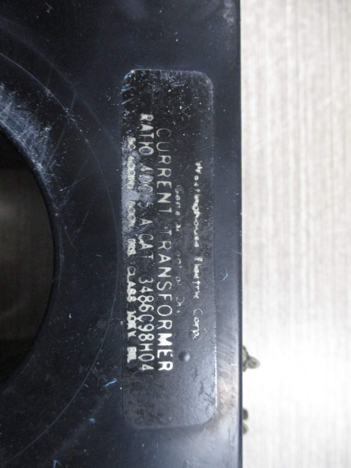 Westinghouse Current Transformer 3486C98H04 Ratio 400:5A 600V 50-400Hz 10kV BIL