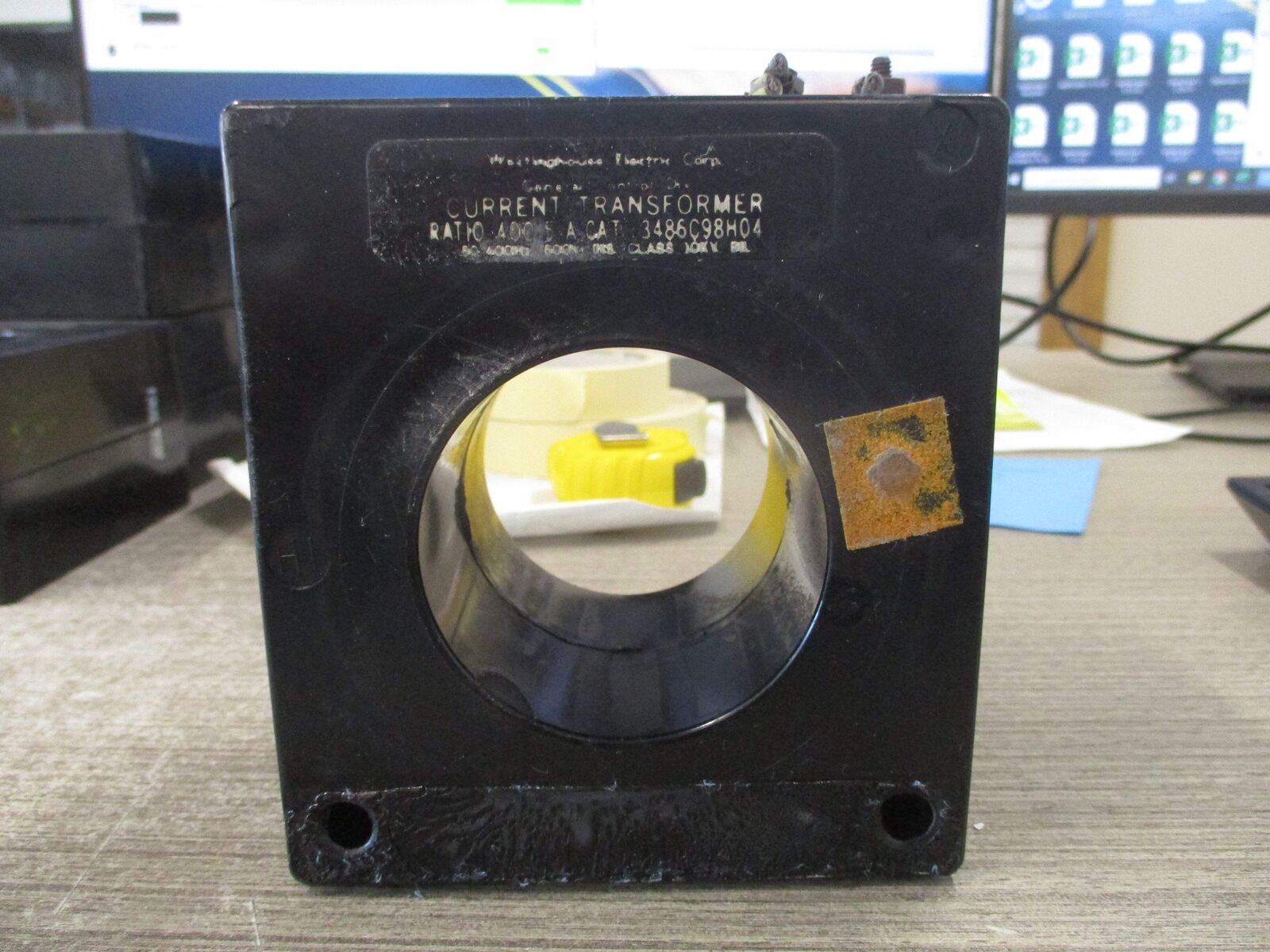 Westinghouse Current Transformer 3486C98H04 Ratio 400:5A 600V 50-400Hz 10kV BIL