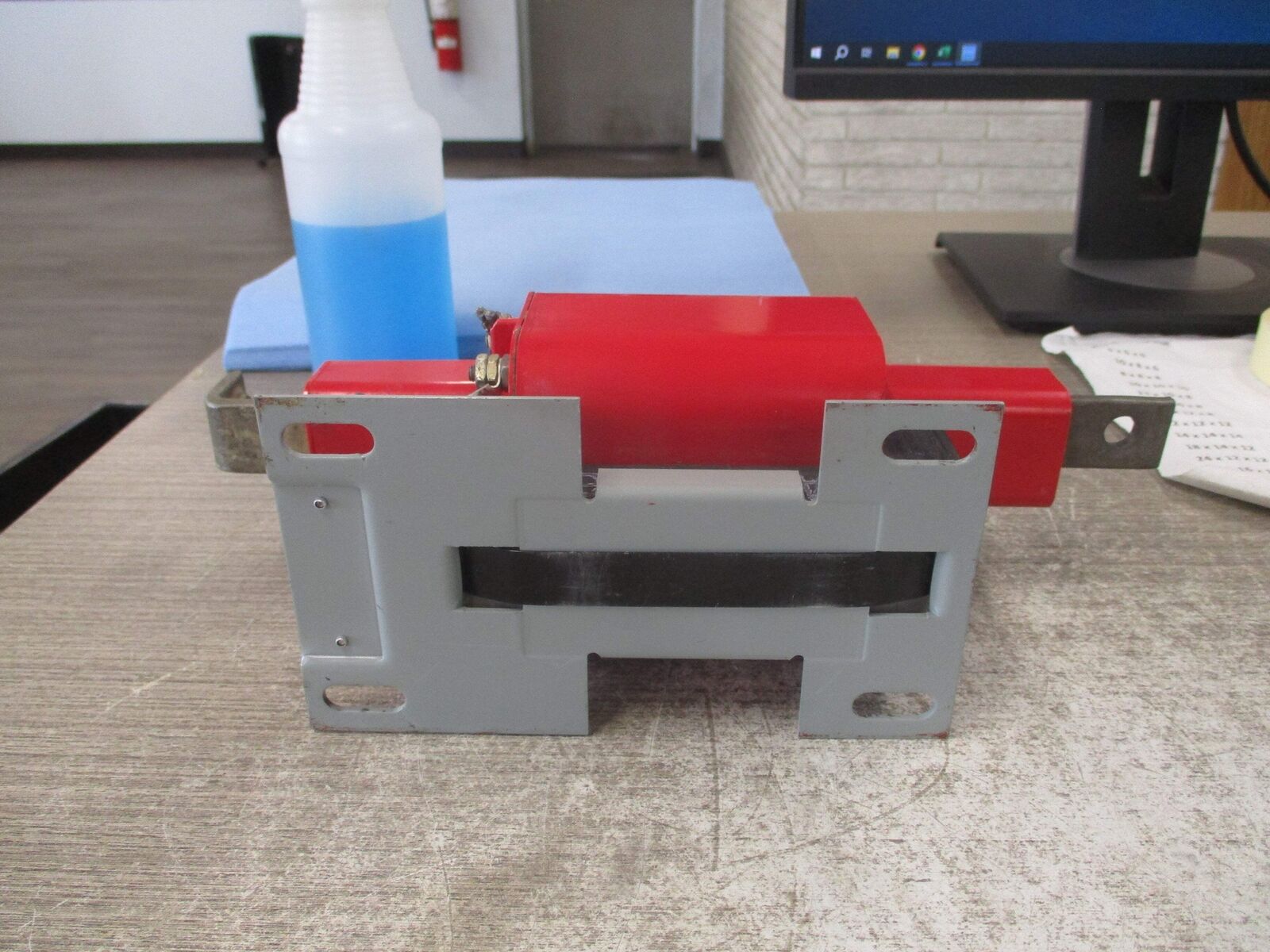 Westinghouse Type LF Current Transformer 872D190G03 Ratio 100:5A 50/60Hz Used