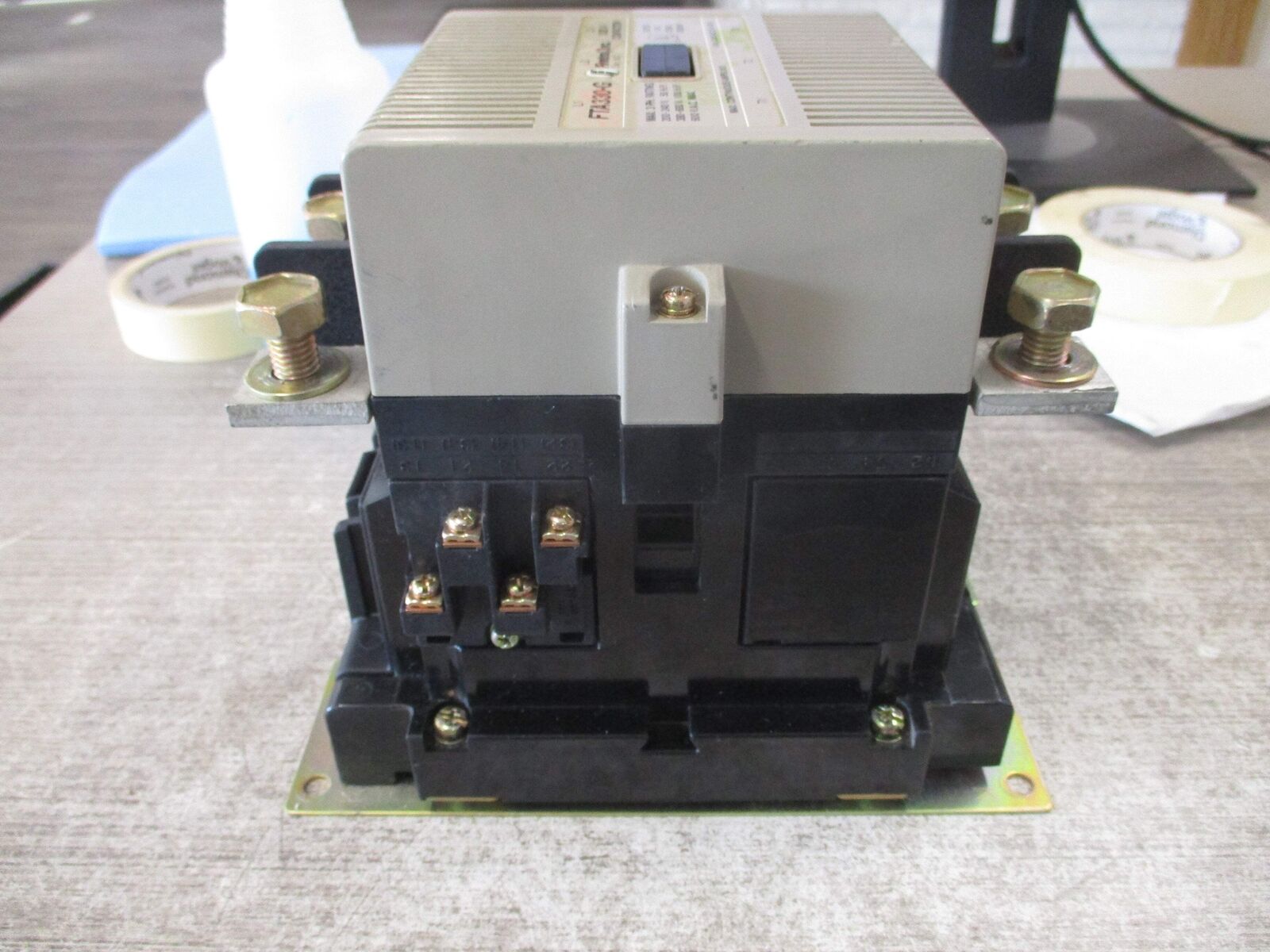 Firetrol Size 4 Contactor FTA330-G 460-550V Coil 200A 600V *Missing (1) Terminal