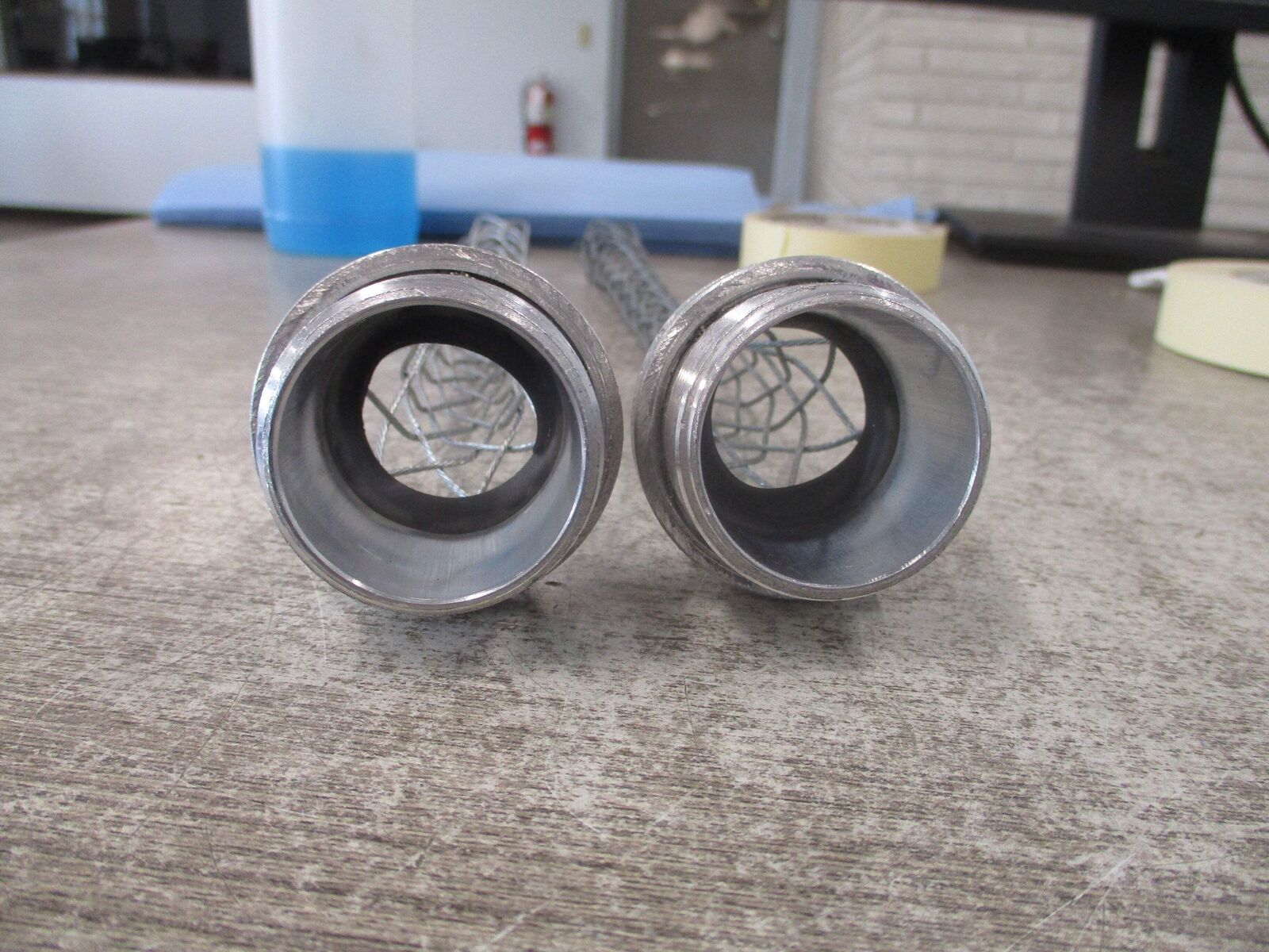 Kellems Strain Relief Grip 073-03-1205 0.97-1.25 *Lot of 2* *No Gasket* *No Nut