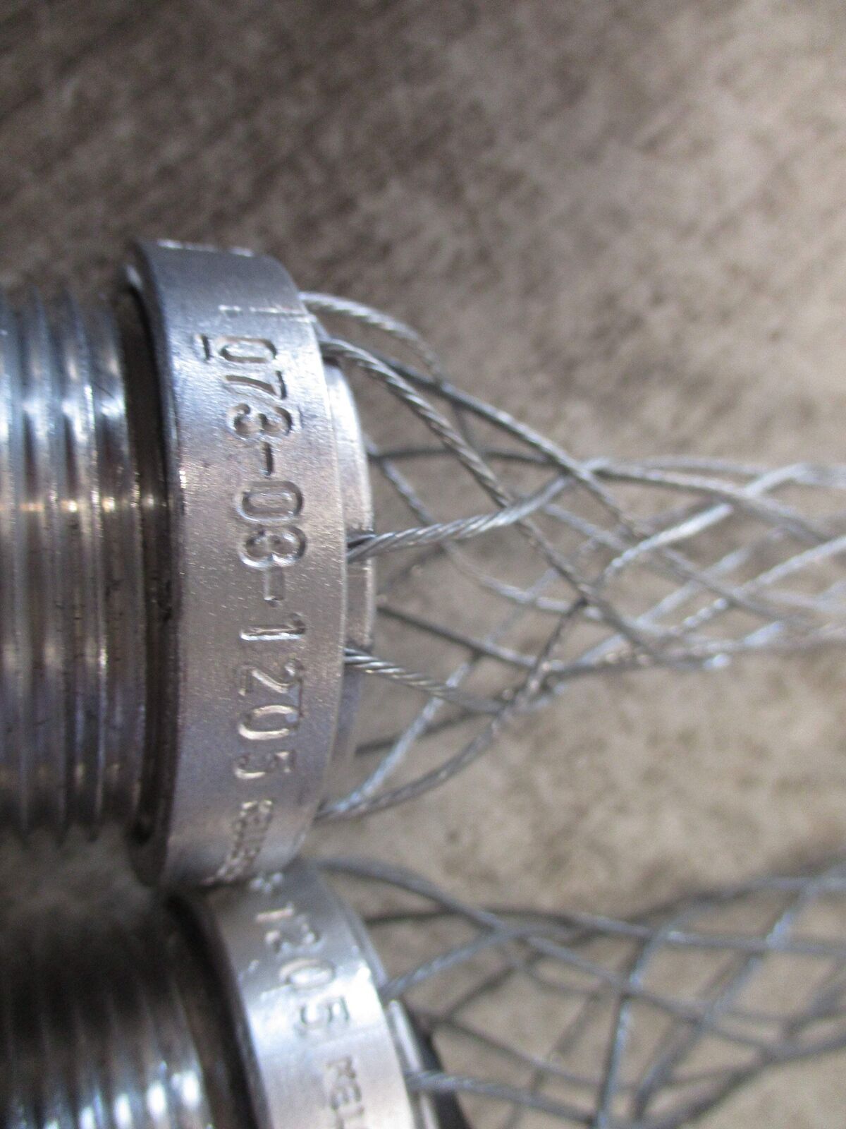 Kellems Strain Relief Grip 073-03-1205 0.97-1.25 *Lot of 2* *No Gasket* *No Nut