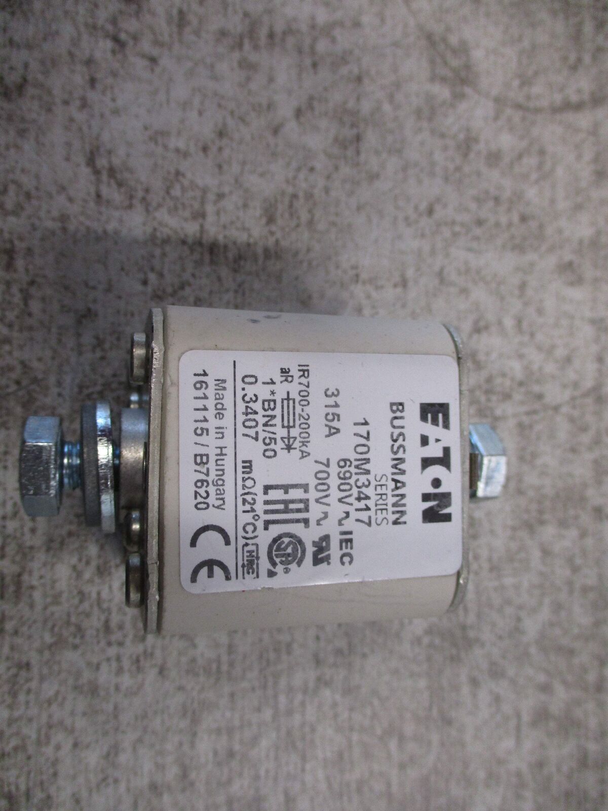 Bussmann Fuse 170M3417 315A 700V W/Bolts Used