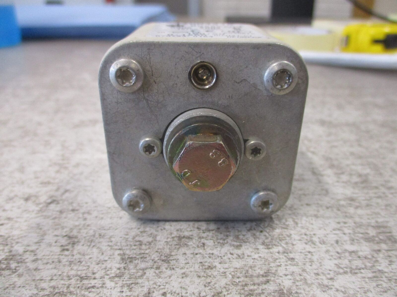 Bussmann Fuse 170M4416 630A 700V W/Bolts Used