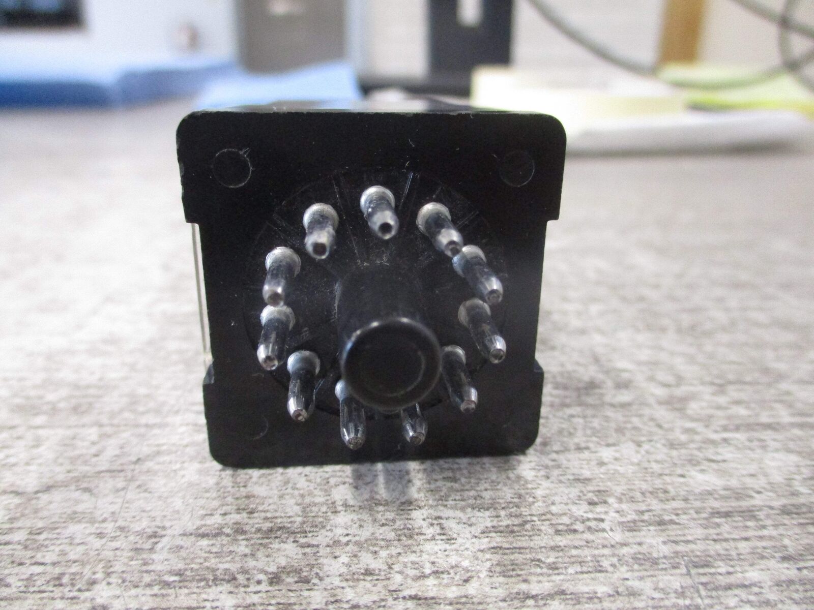 Goss Relay D064045-2 120V Coil Used