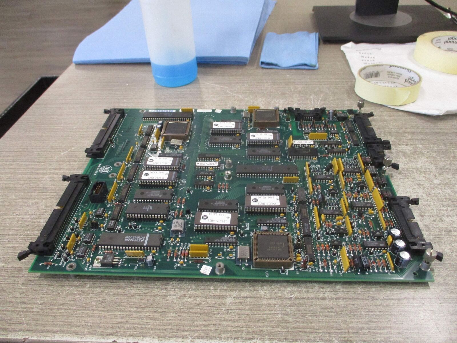 Allen-Bradley Control Board 156007 Rev. 01 * Missing (1) Connector Clip * Used