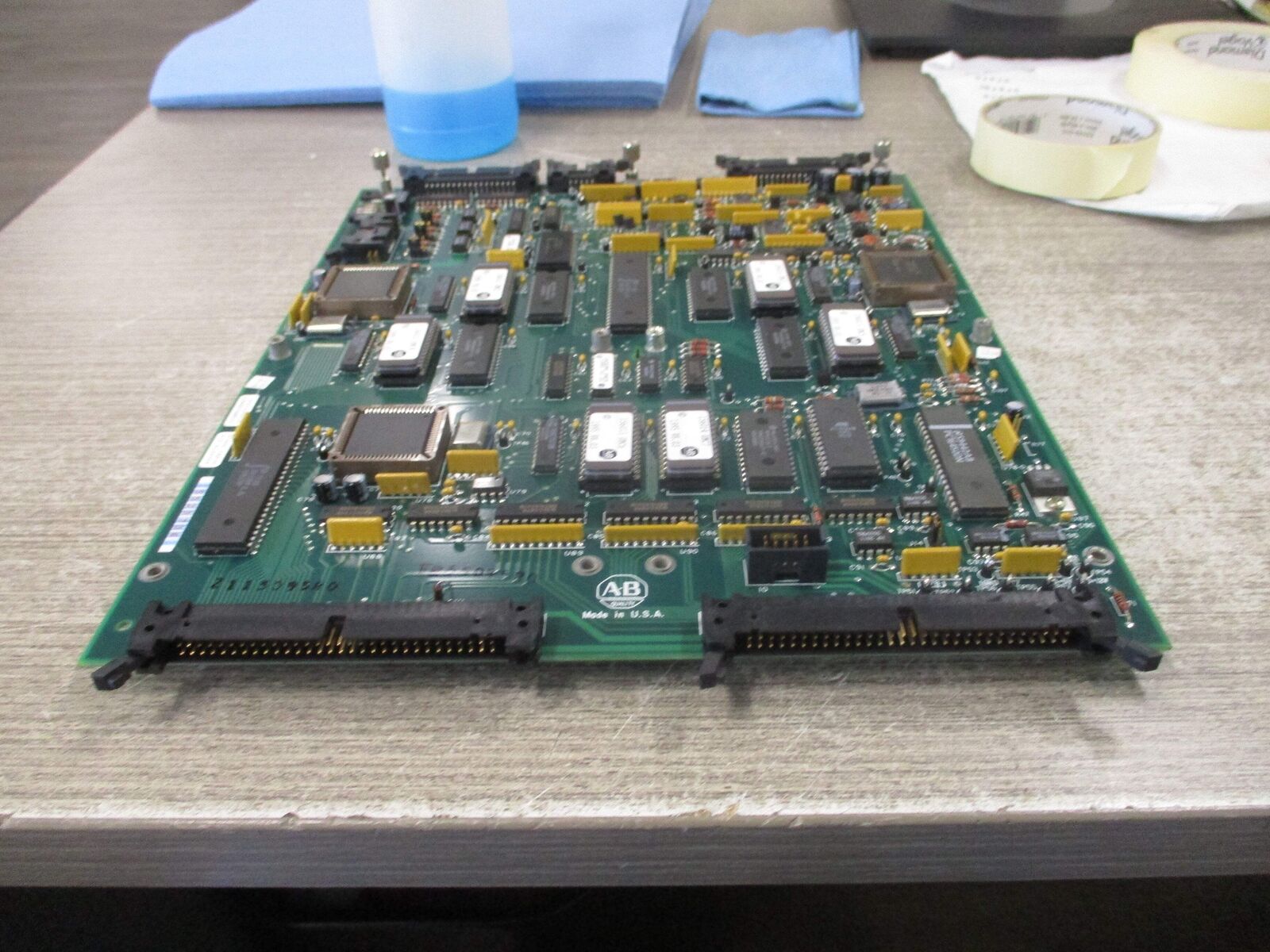 Allen-Bradley Control Board 156007 Rev. 01 * Missing (1) Connector Clip * Used