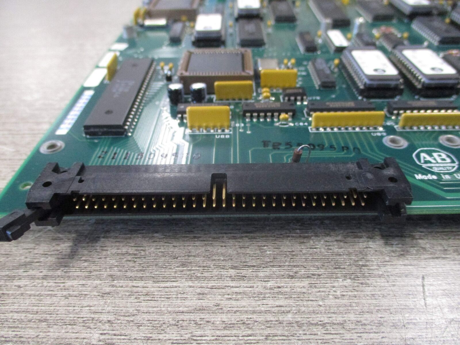 Allen-Bradley Control Board 156007 Rev. 01 * Missing (1) Connector Clip * Used