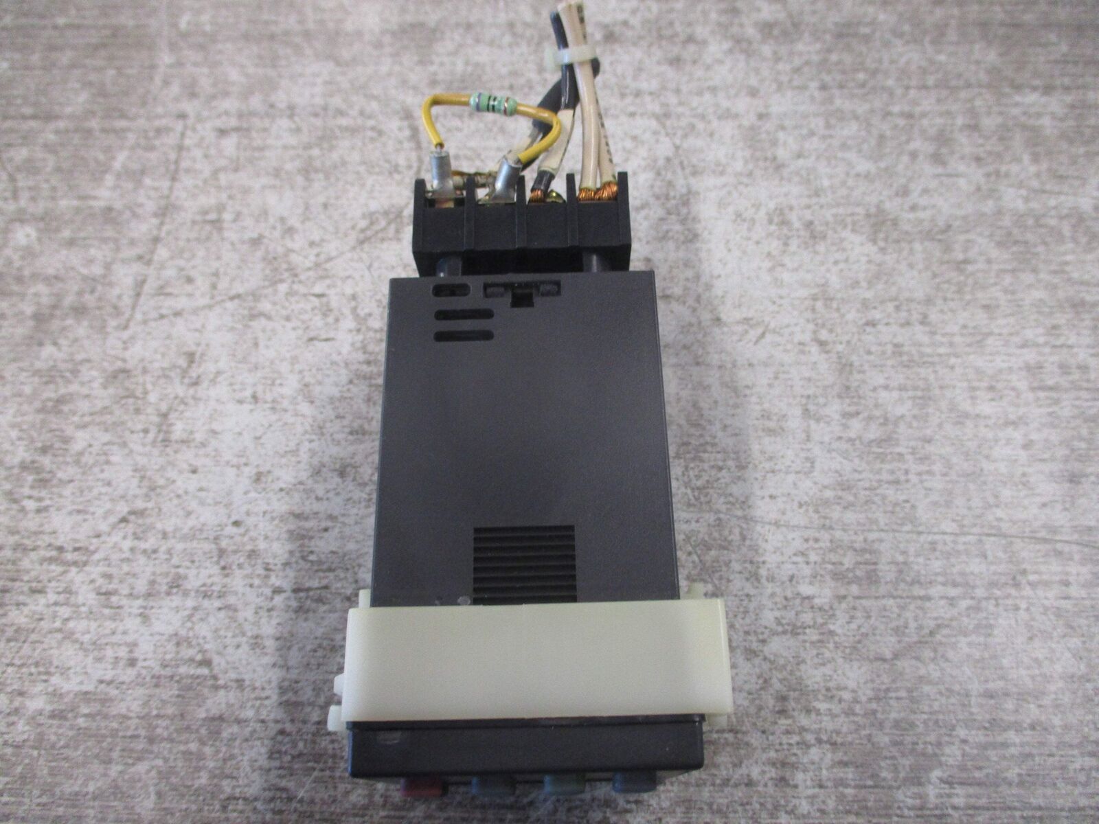 Omega Temperature Controller CN4421CV-F1 *Cracked Cover* Used
