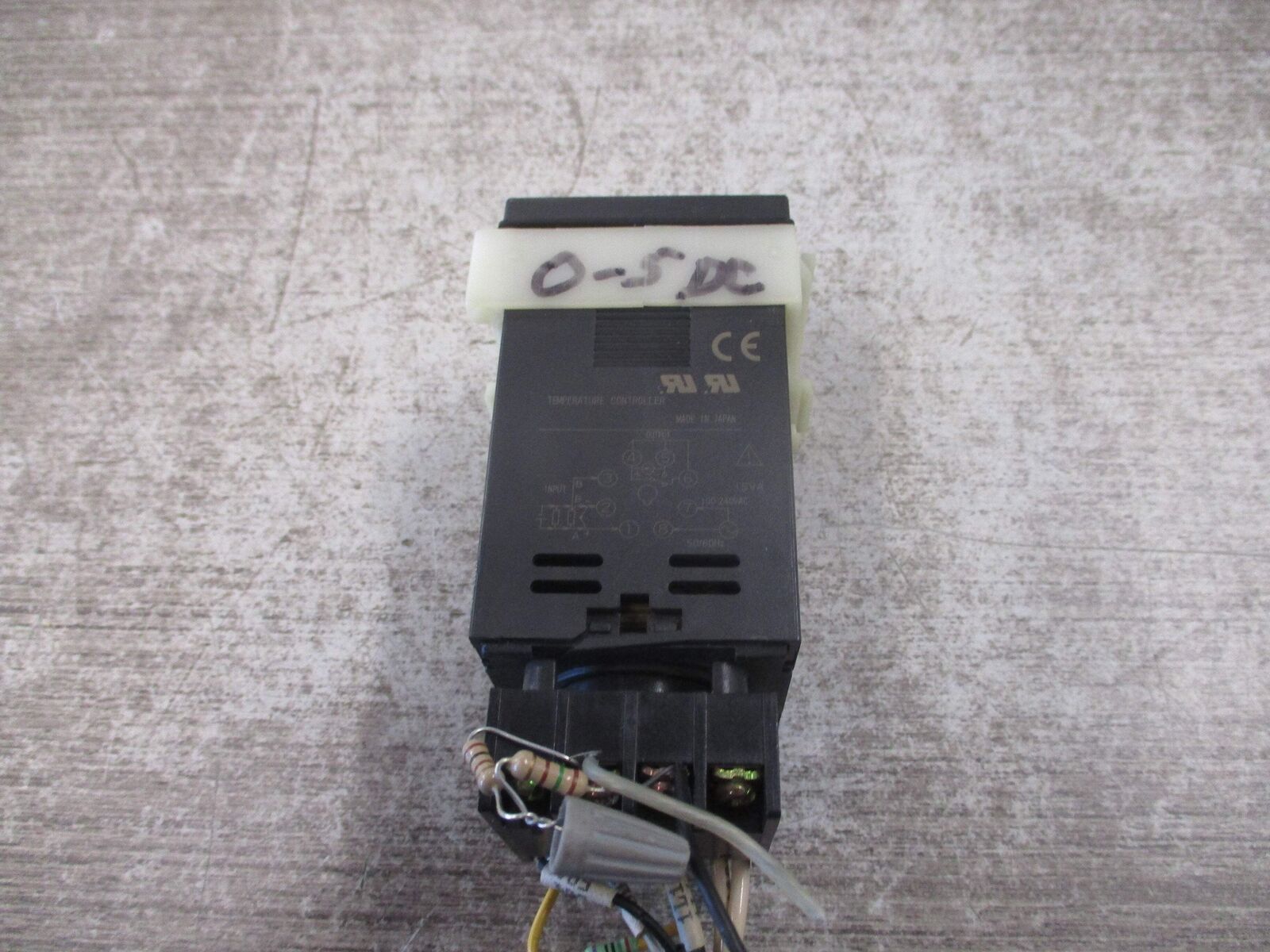 Omega Temperature Controller CN4421CV-F1 *Cracked Cover* Used
