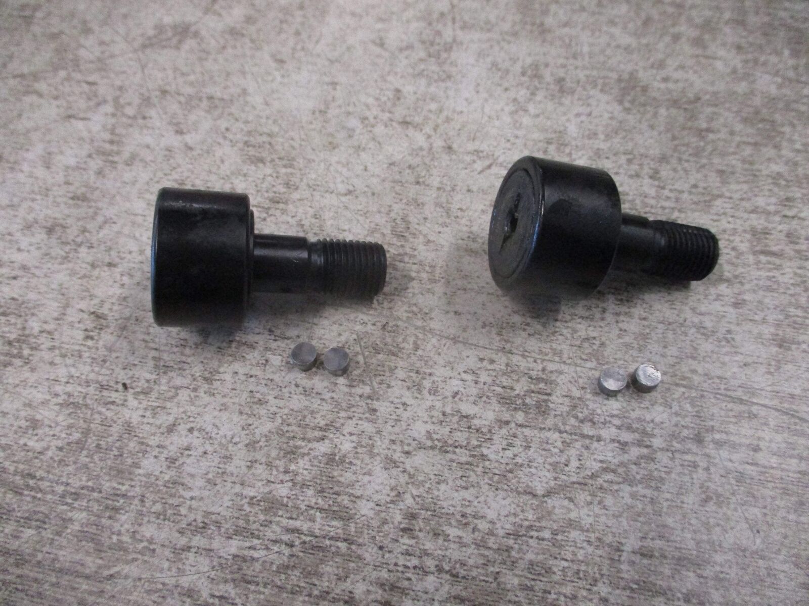 McGill Cam Follower CF1 * Lot of 2 * New Surplus