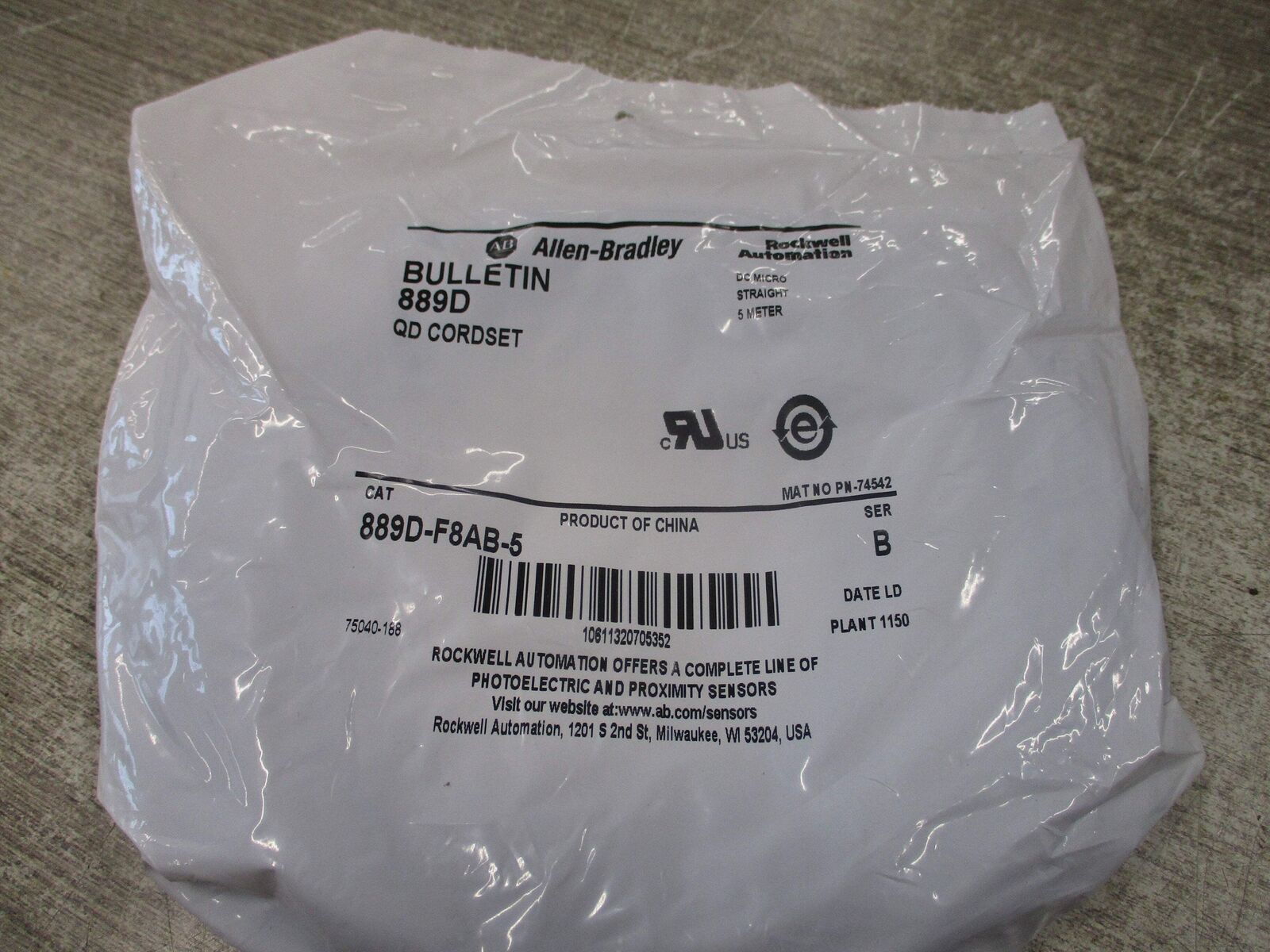 Allen-Bradley QD Cordset 889D-F8AB-5 Ser. B 5 Meter New Surplus