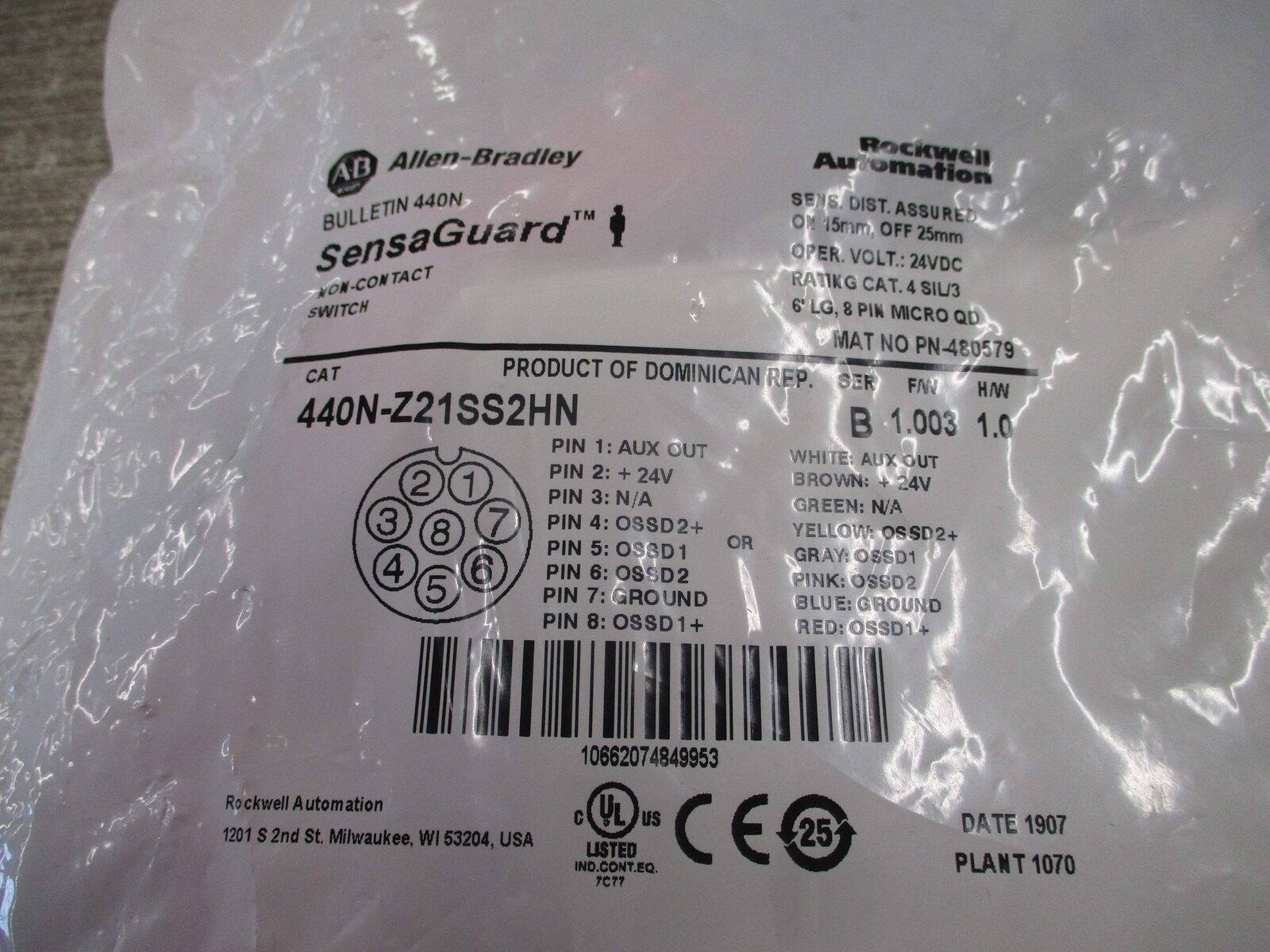 Allen-Bradley SensaGuard Non-Contact Switch 440N-Z21SS2HN Ser. B F/W 1.003 H/W 1